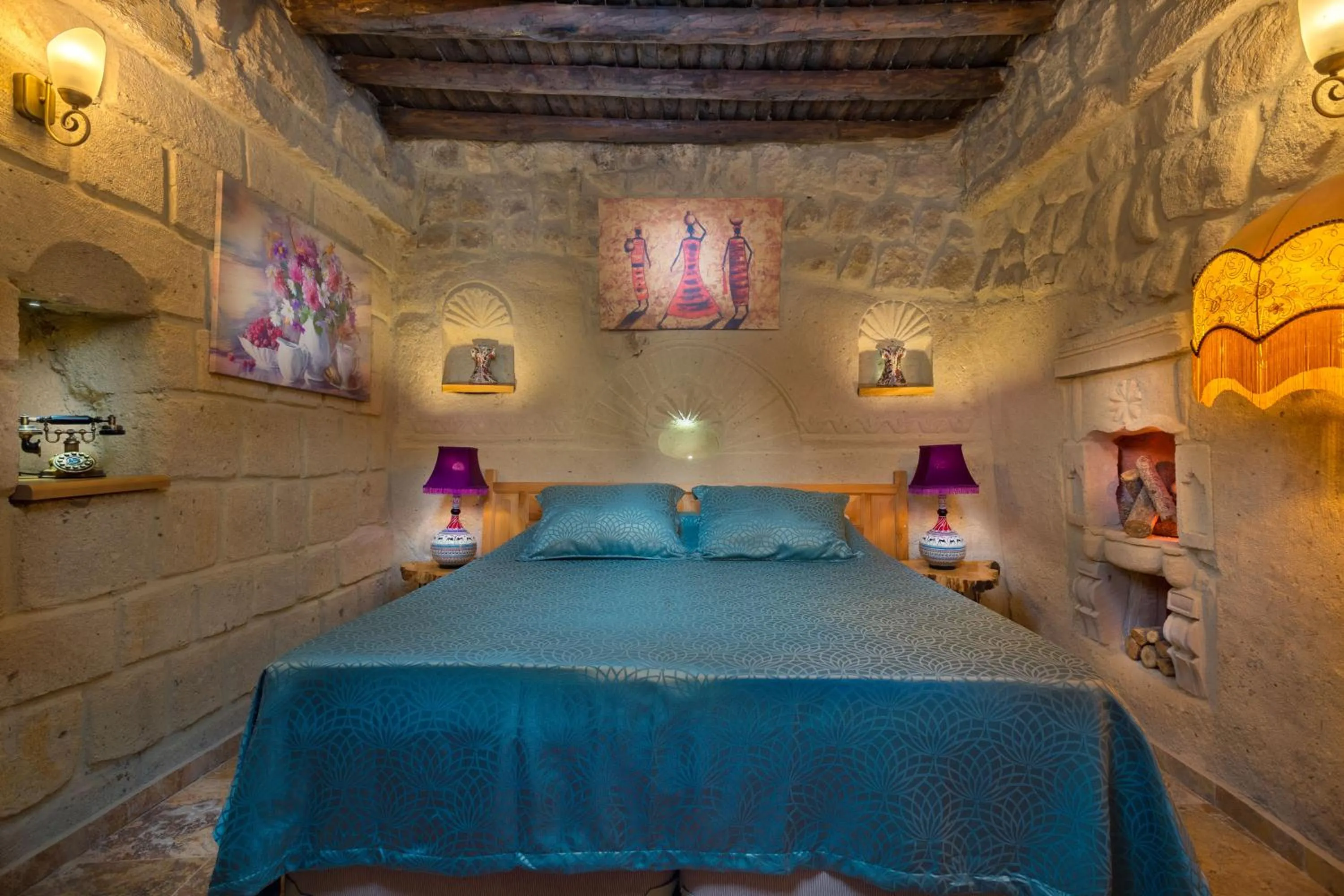 Bed in Cappadocia Splendid Cave Hotel
