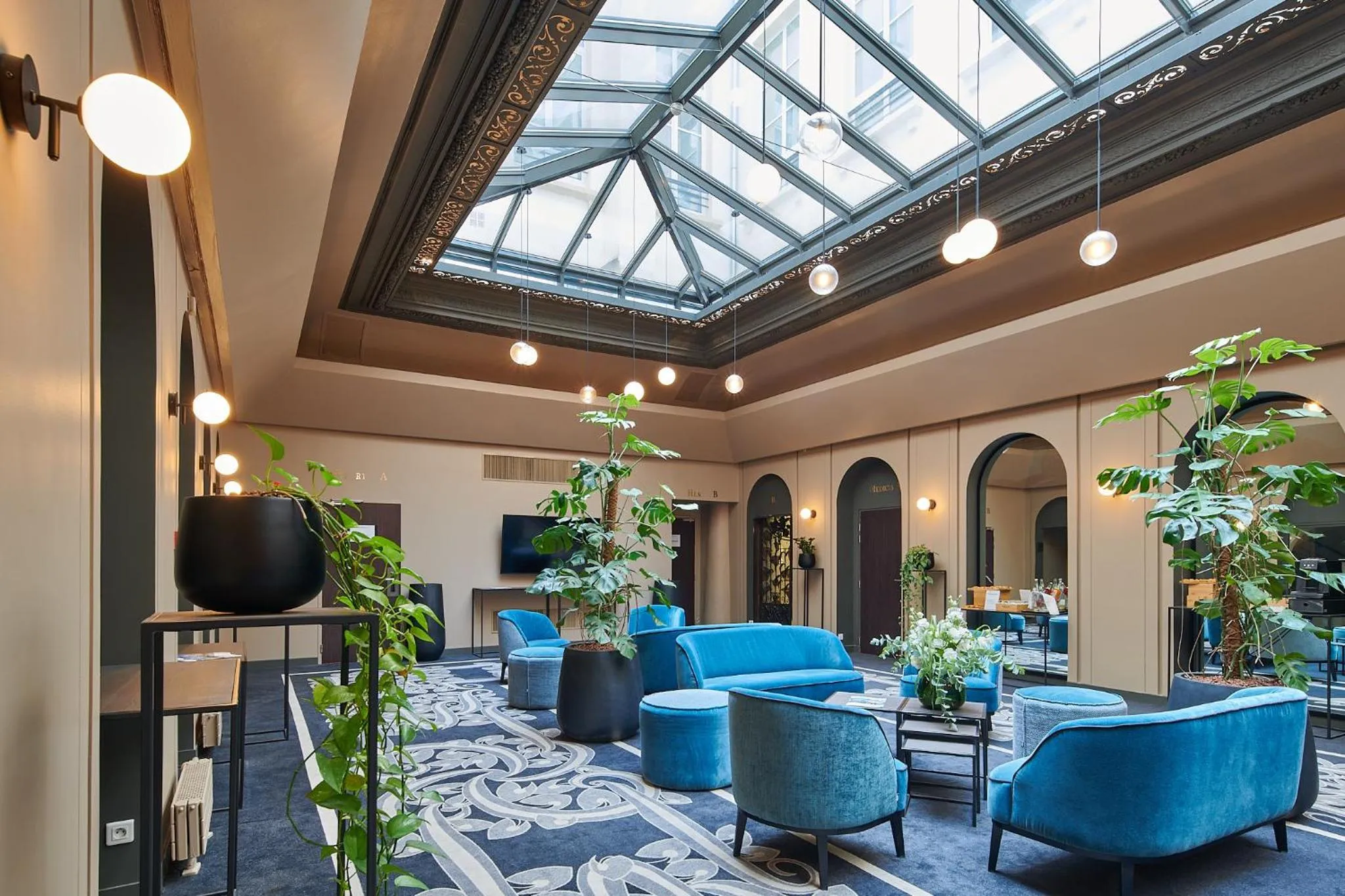 Living room in Hotel Vacances Bleues Provinces Opera