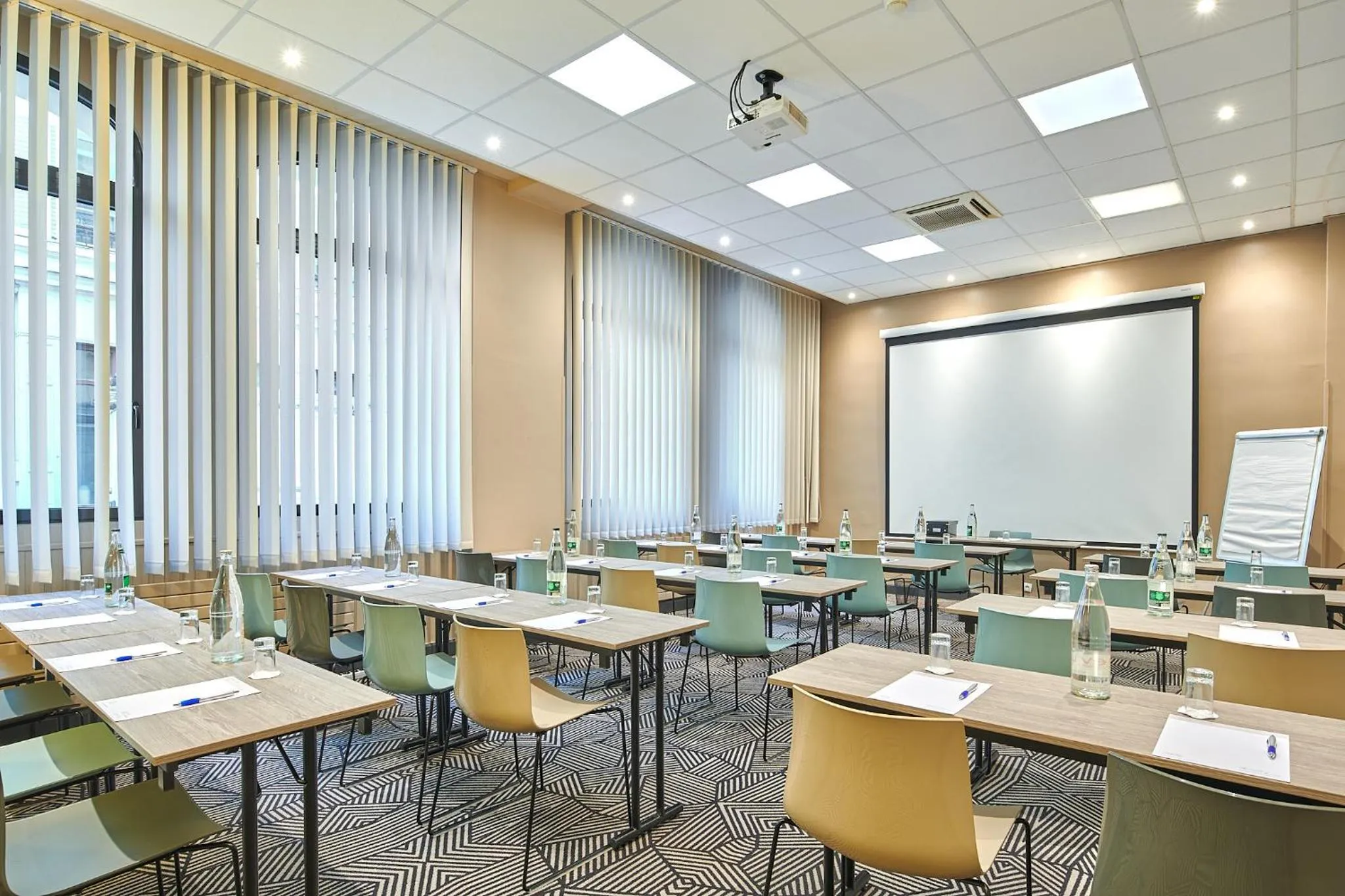 Banquet/Function facilities in Hotel Vacances Bleues Provinces Opera