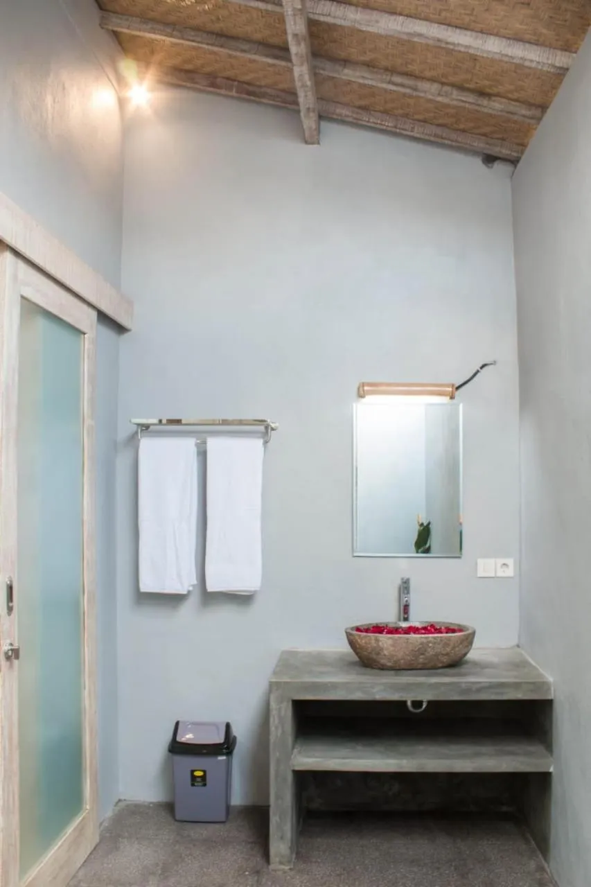 Bathroom in Devan Guest House Canggu