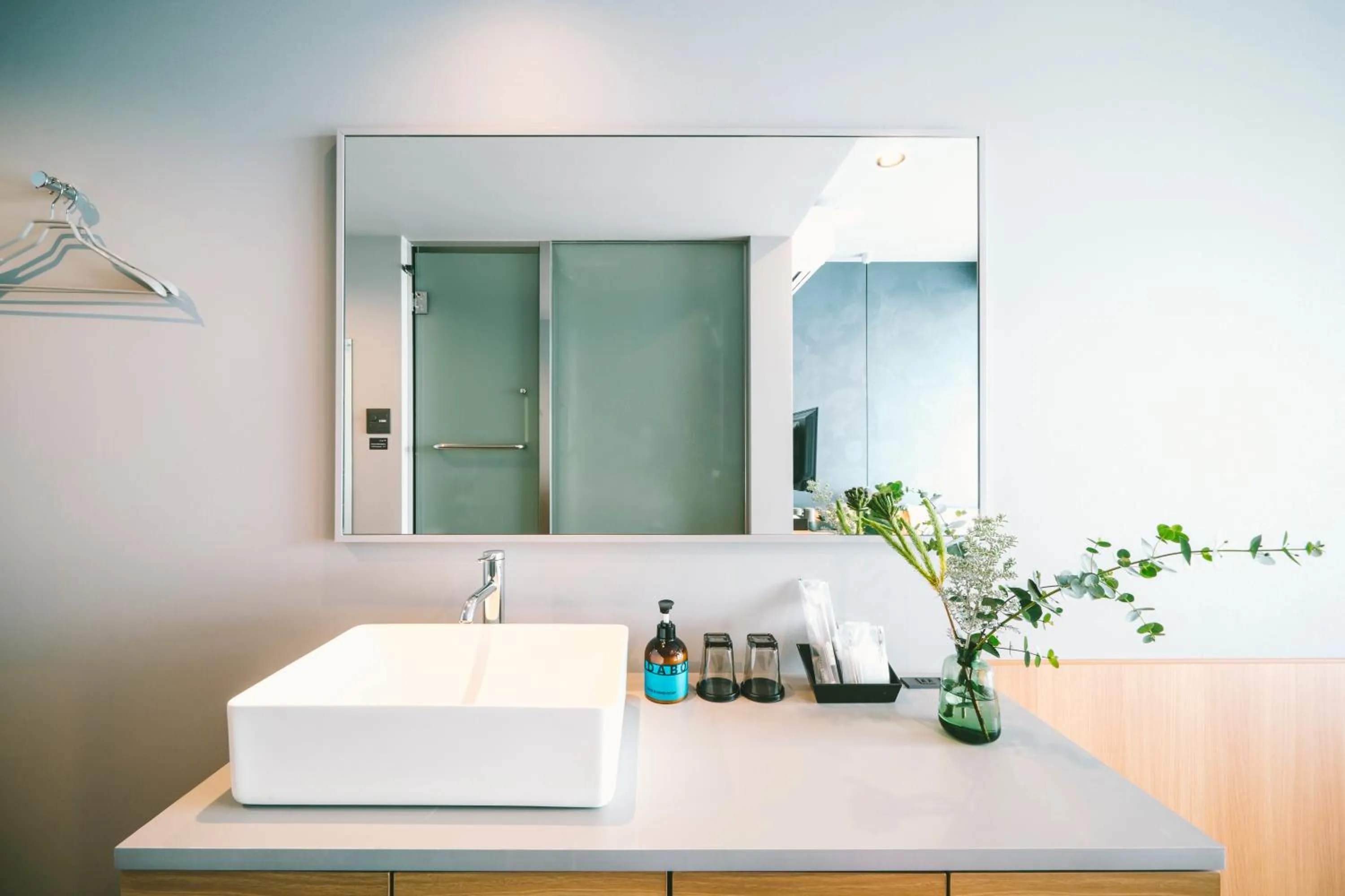 Photo of the whole room in LANDABOUT TOKYO