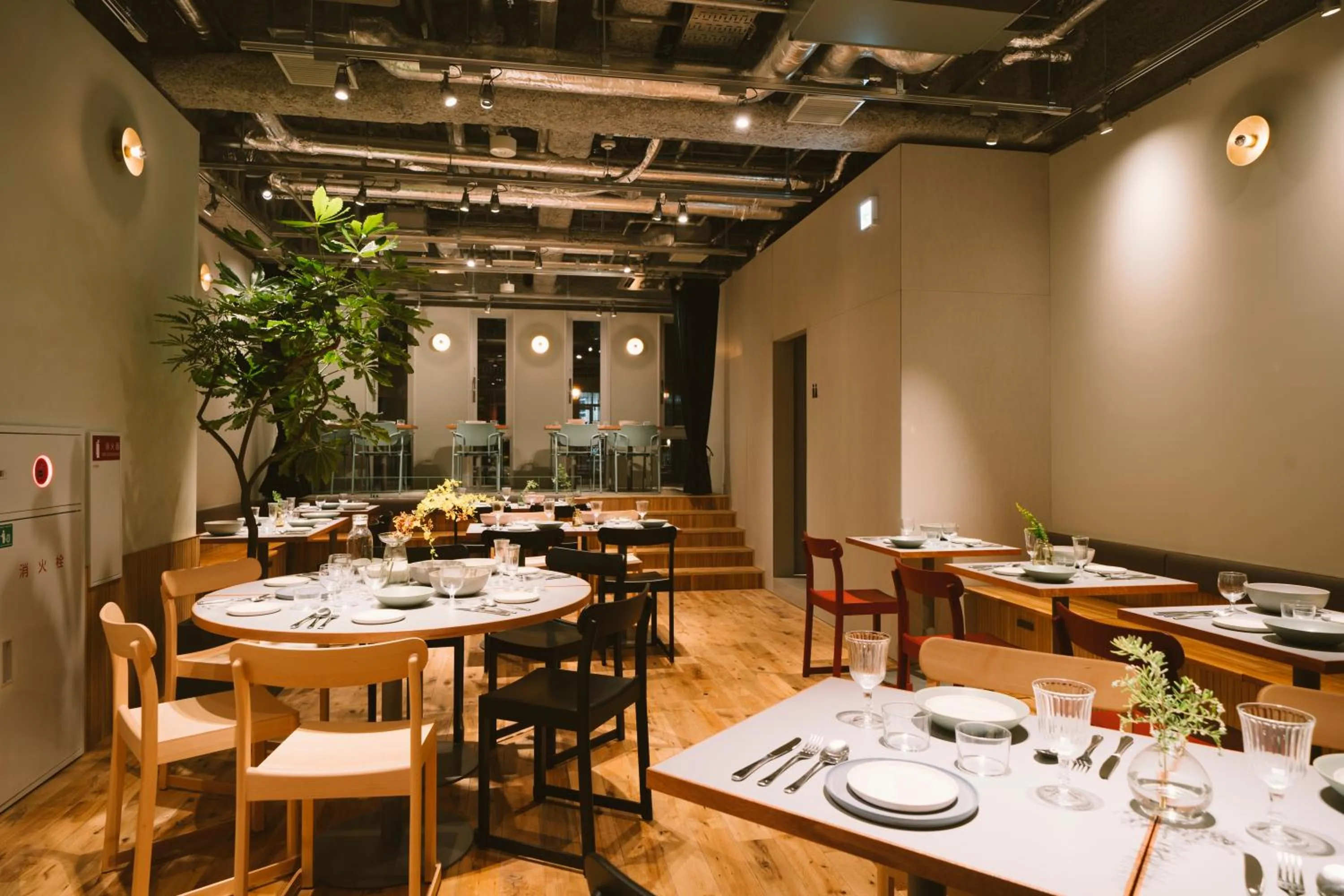 Restaurant/places to eat in LANDABOUT TOKYO