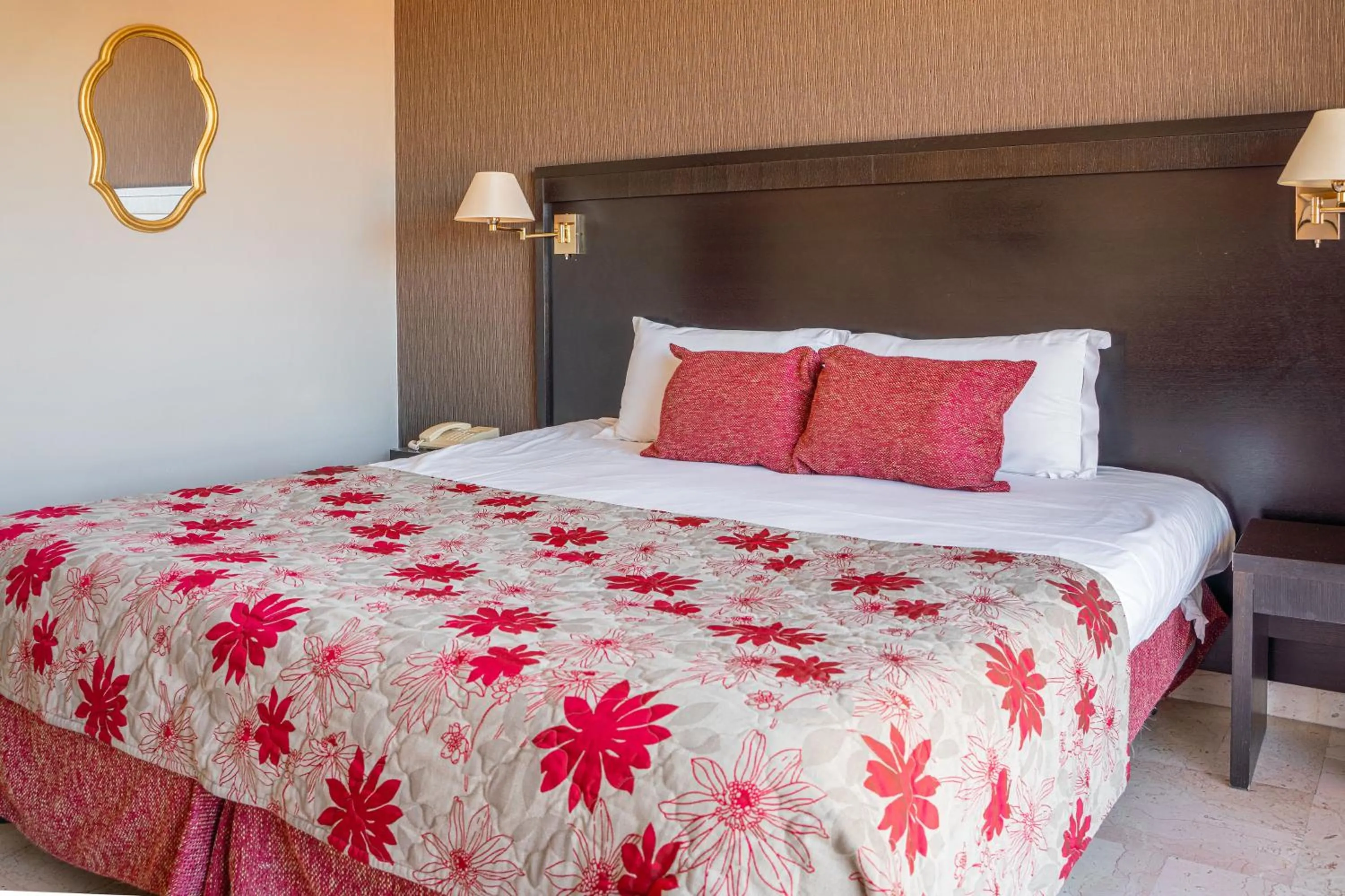 Bed in Logis Hotel Diana