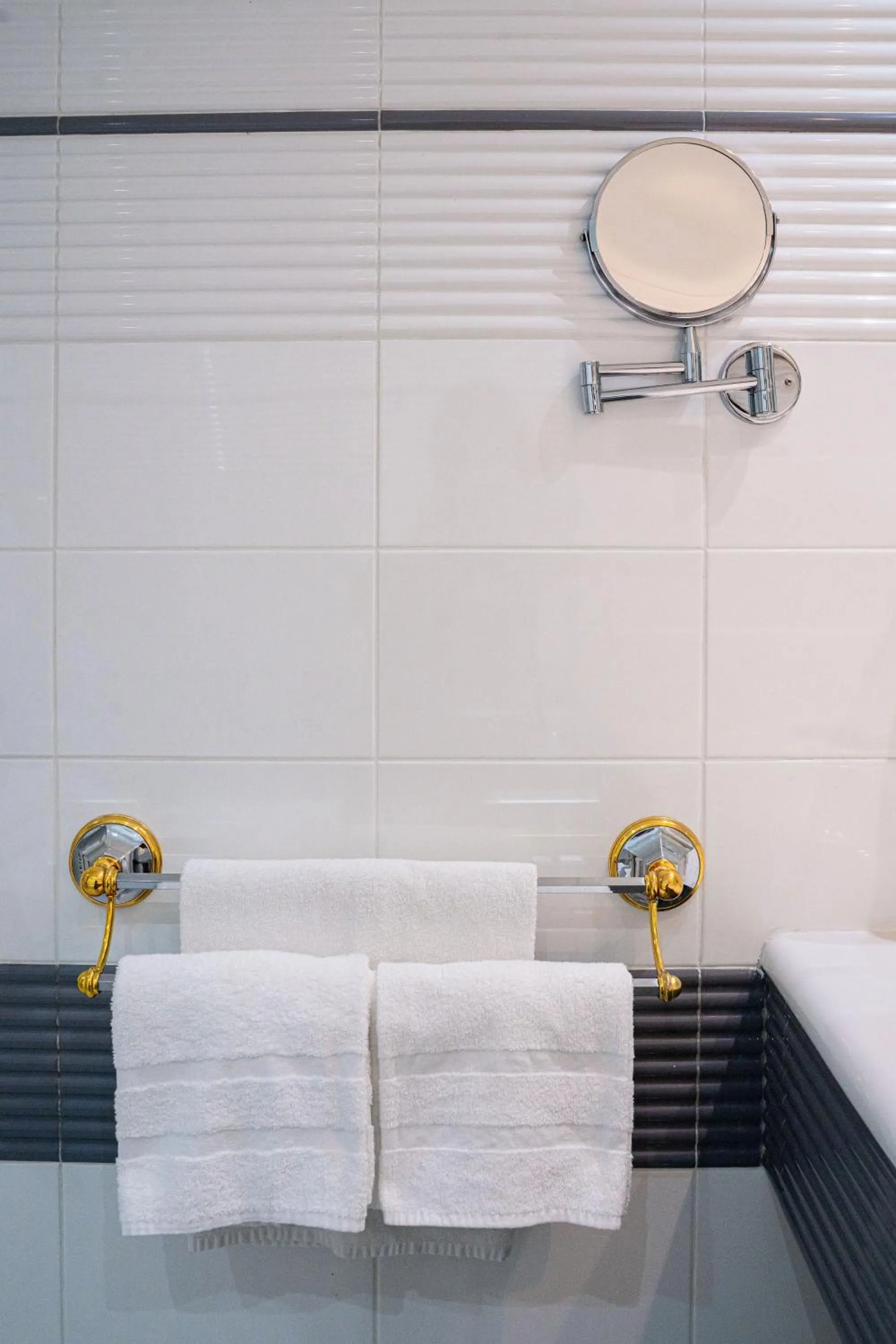 Bed in Logis Hotel Diana