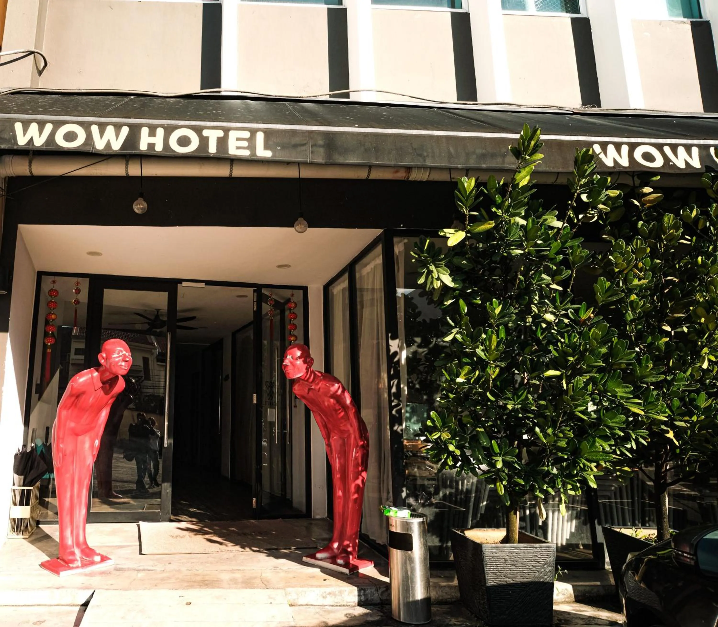 Facade/entrance in Palette Georgetown Formerly WoW Hotel