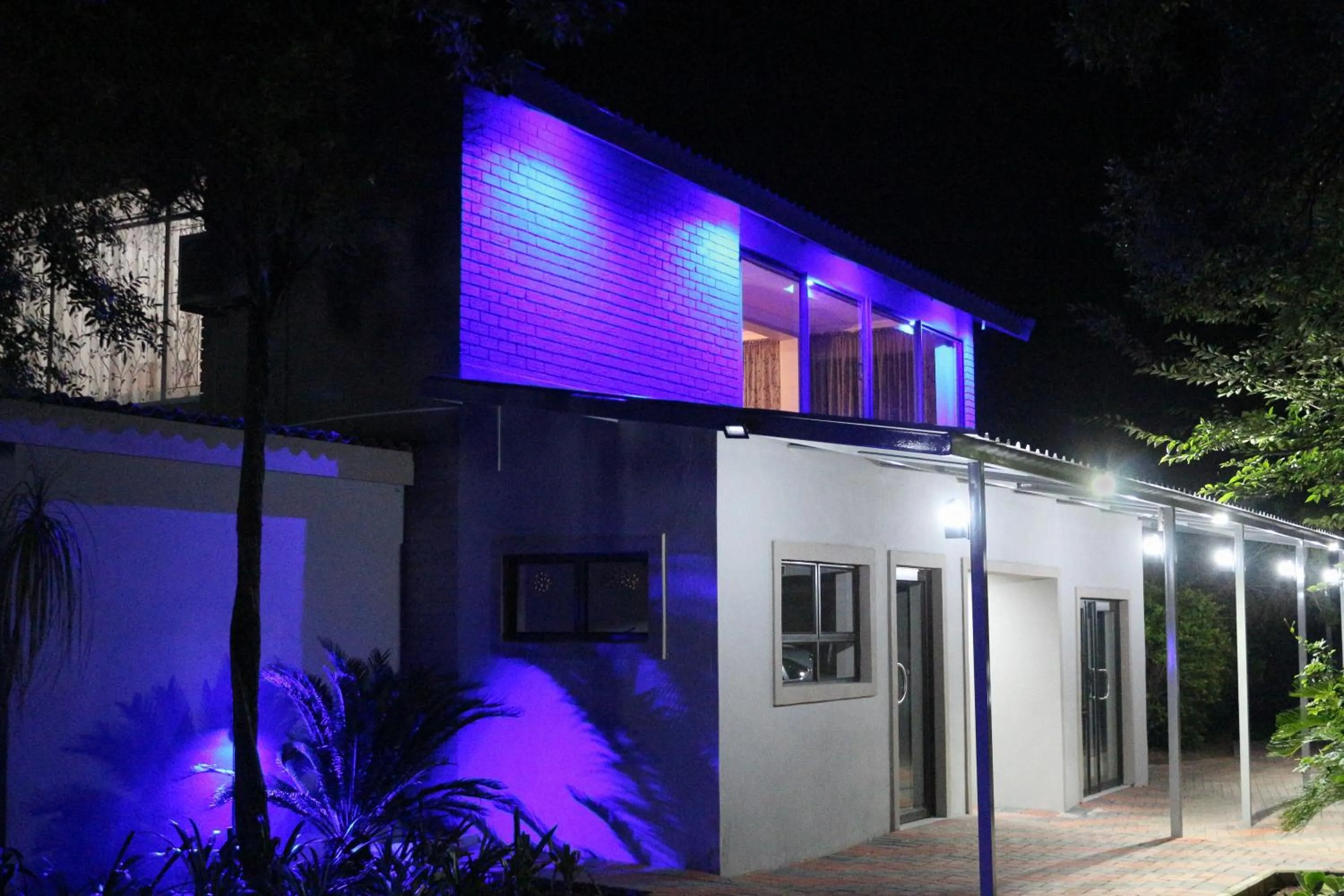 Luxury Heights Guesthouse- Pool under renovation