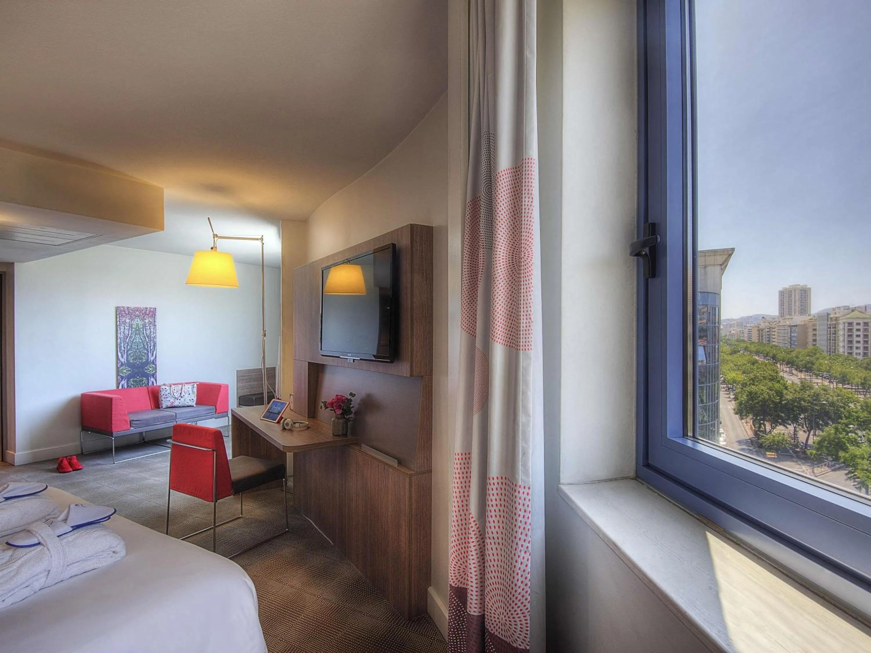 Bedroom, Bed in Novotel Marseille Centre Prado Vélodrome