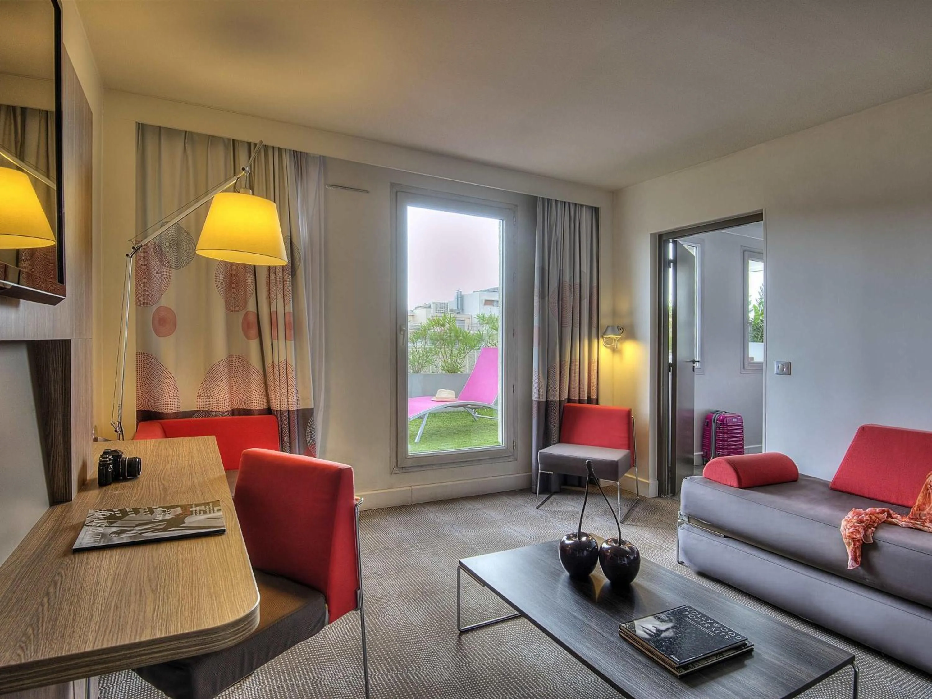 Photo of the whole room in Novotel Marseille Centre Prado Vélodrome