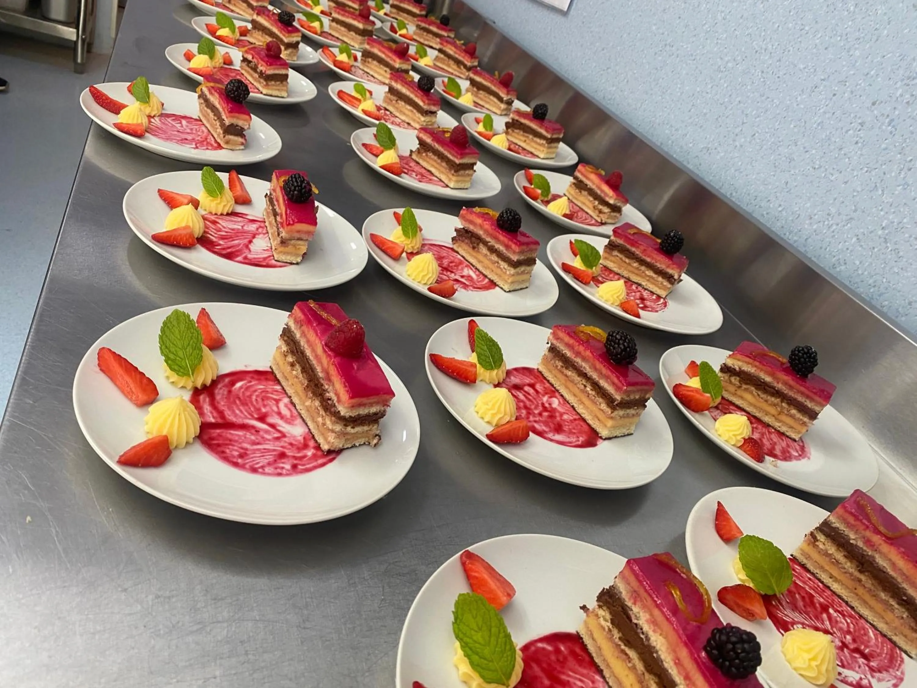 Food close-up in Cabanes Trésors de Campagne,spas privatifs