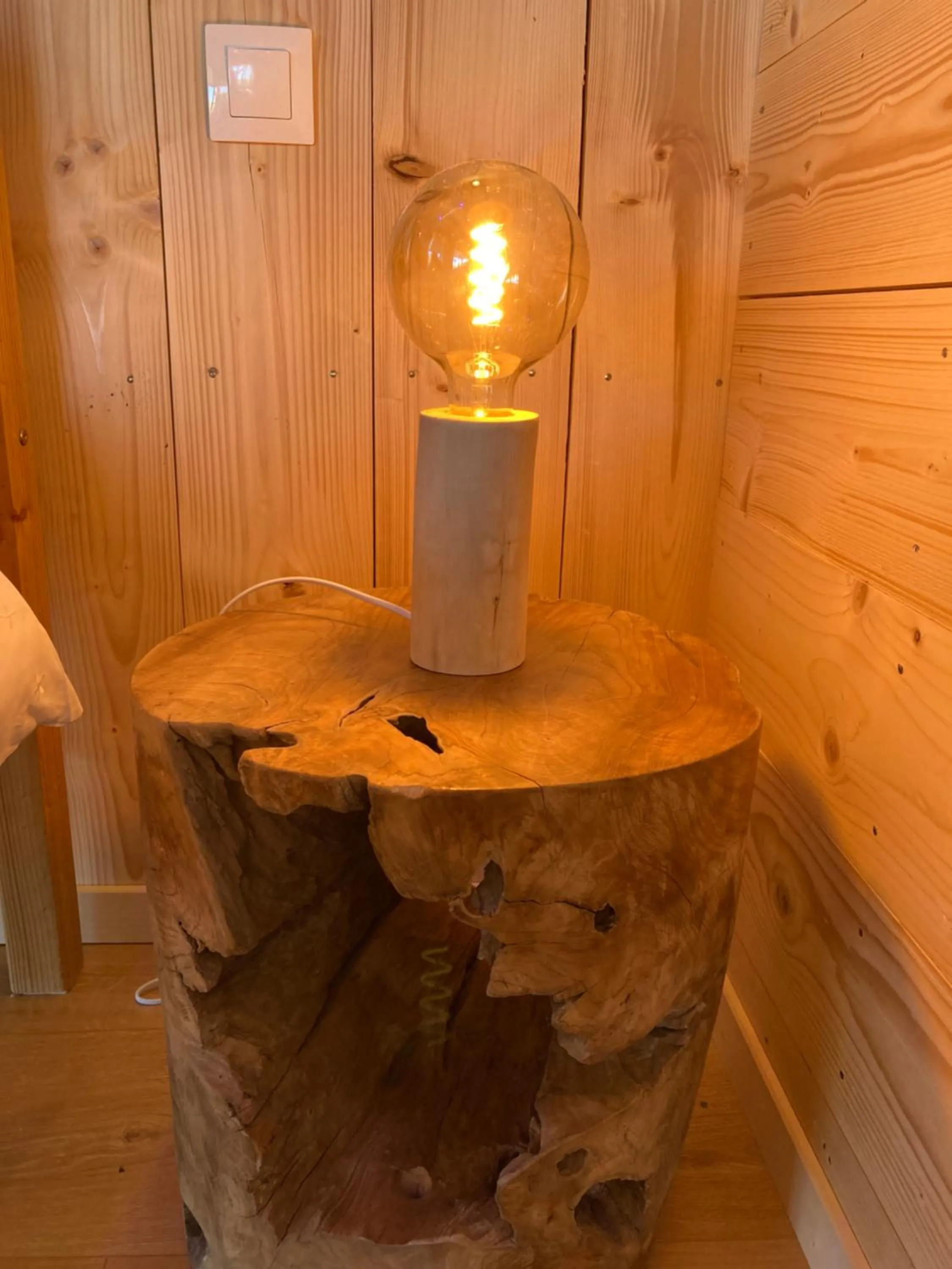 Decorative detail in Cabanes Trésors de Campagne,spas privatifs