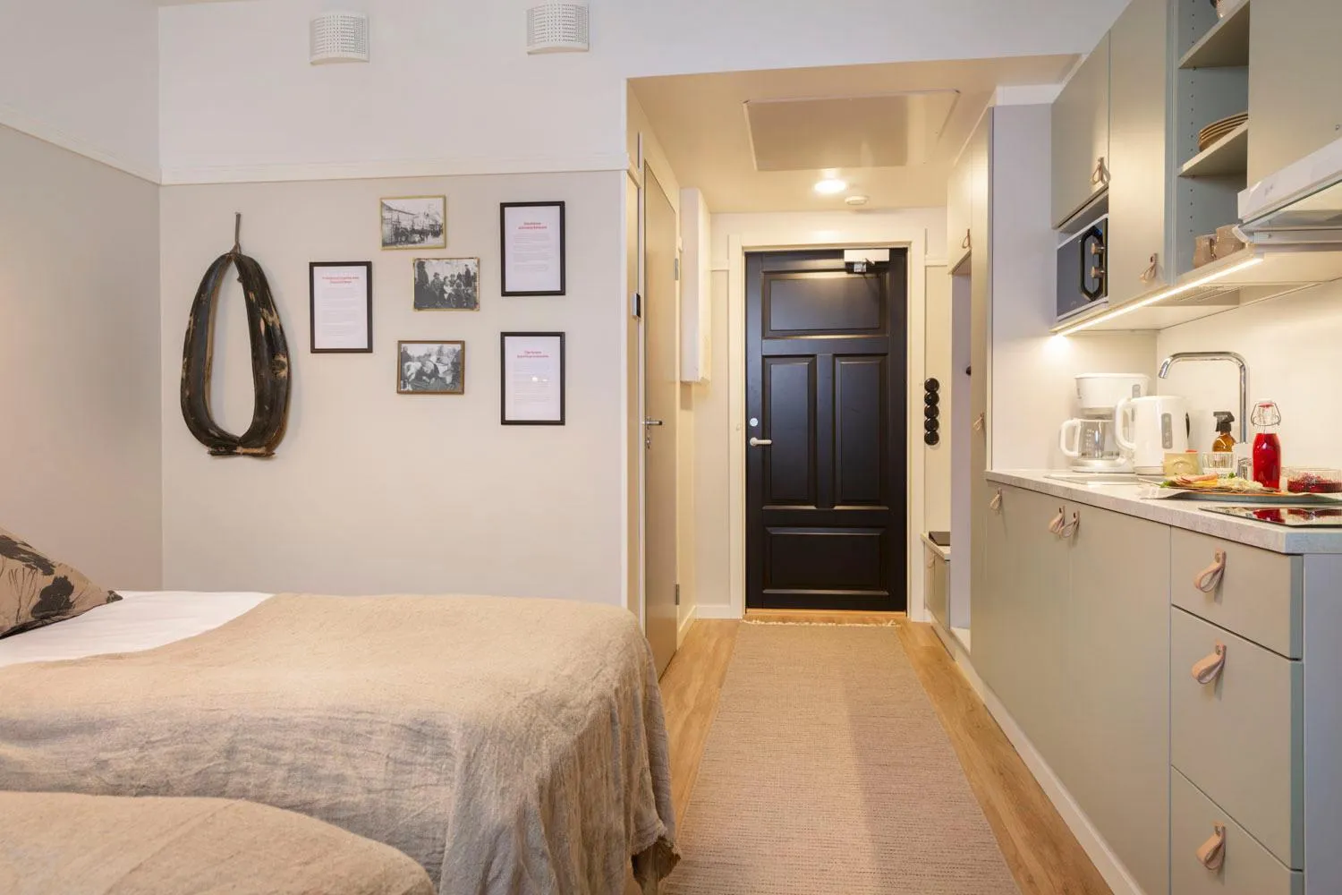 Photo of the whole room, Bed in Lietsu Boutique Aparthotel - Huoneistohotelli Lietsu