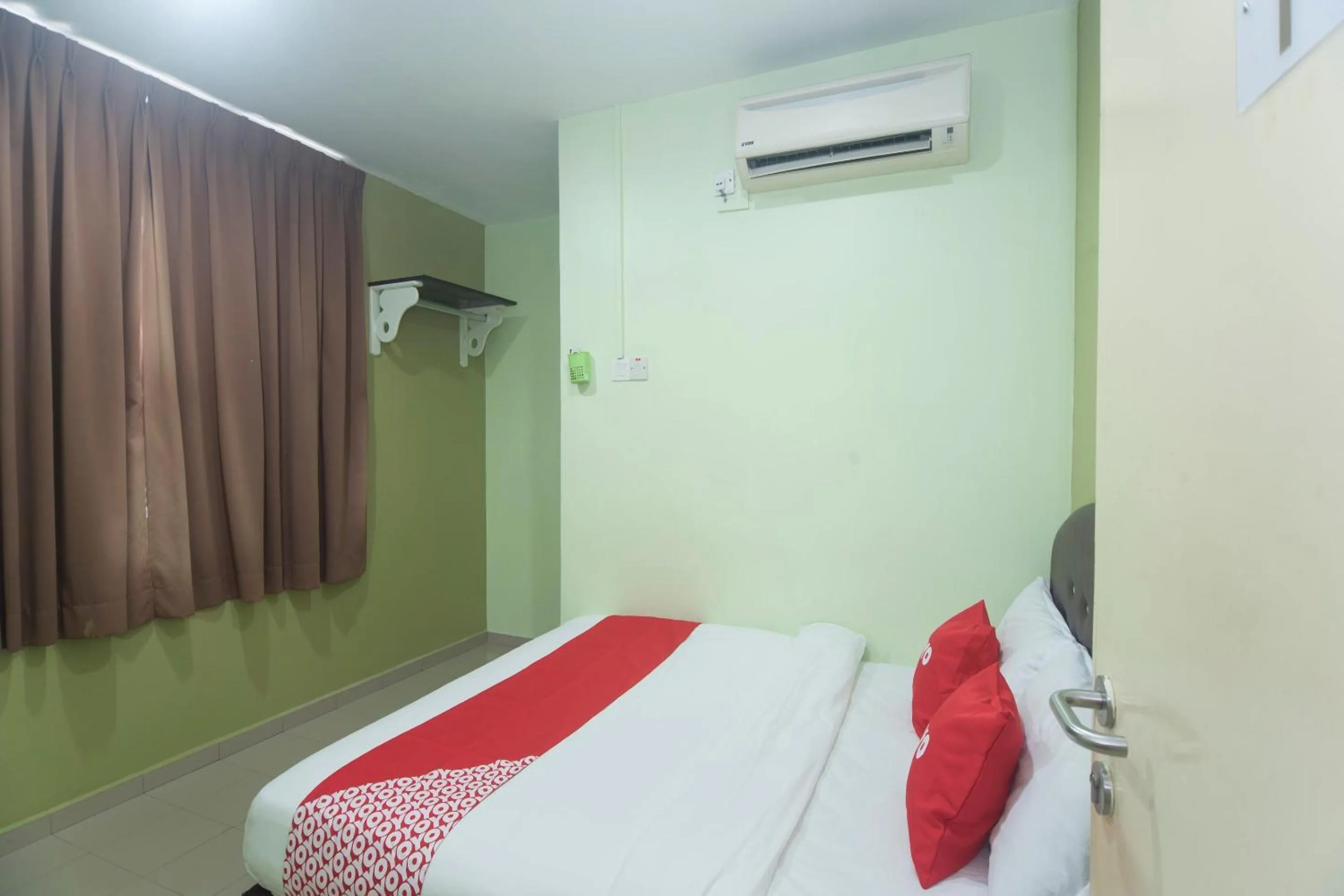 Bedroom, Bed in Hotel O Rafik Ali Motel