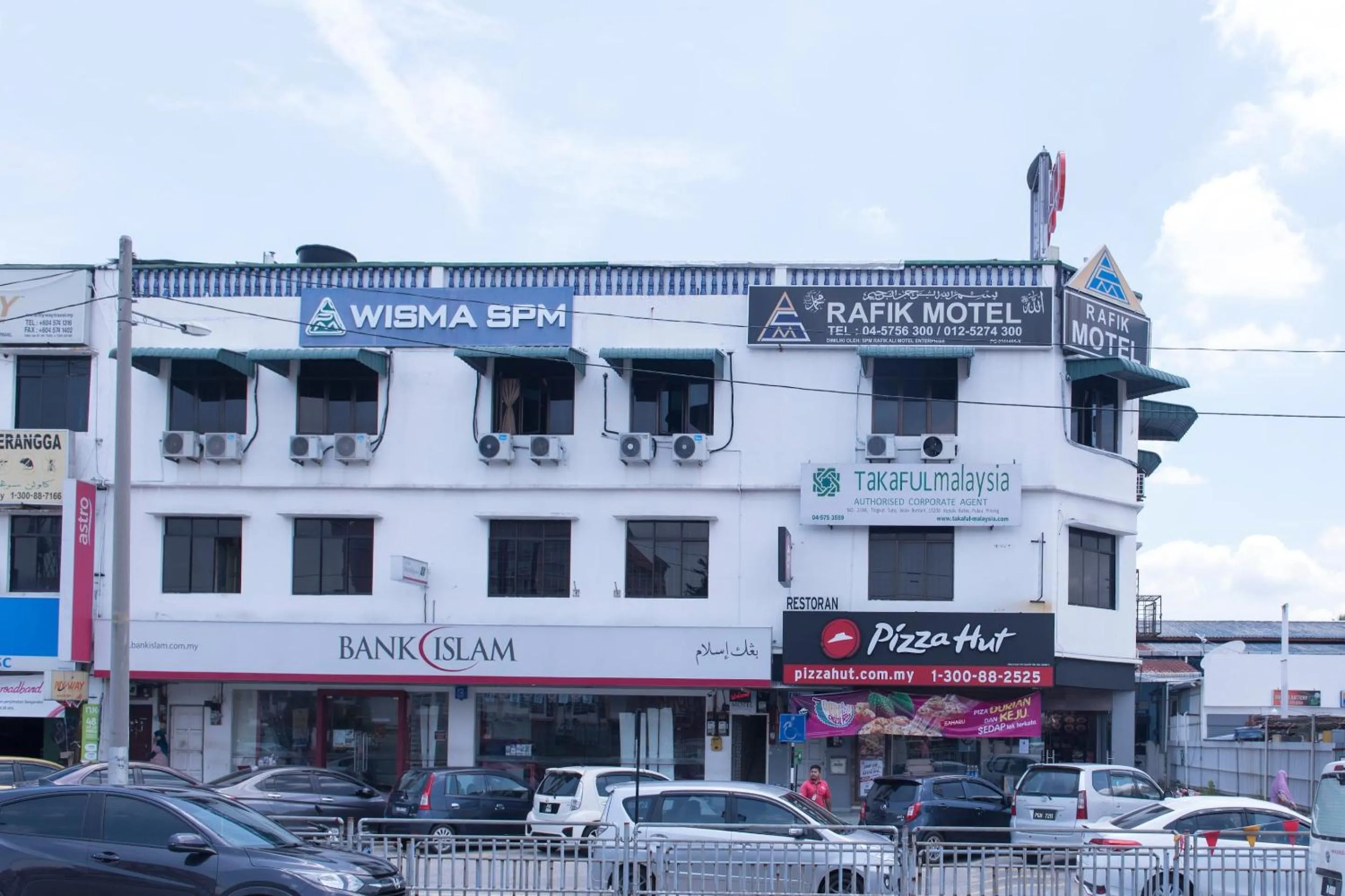 Facade/entrance in Hotel O Rafik Ali Motel