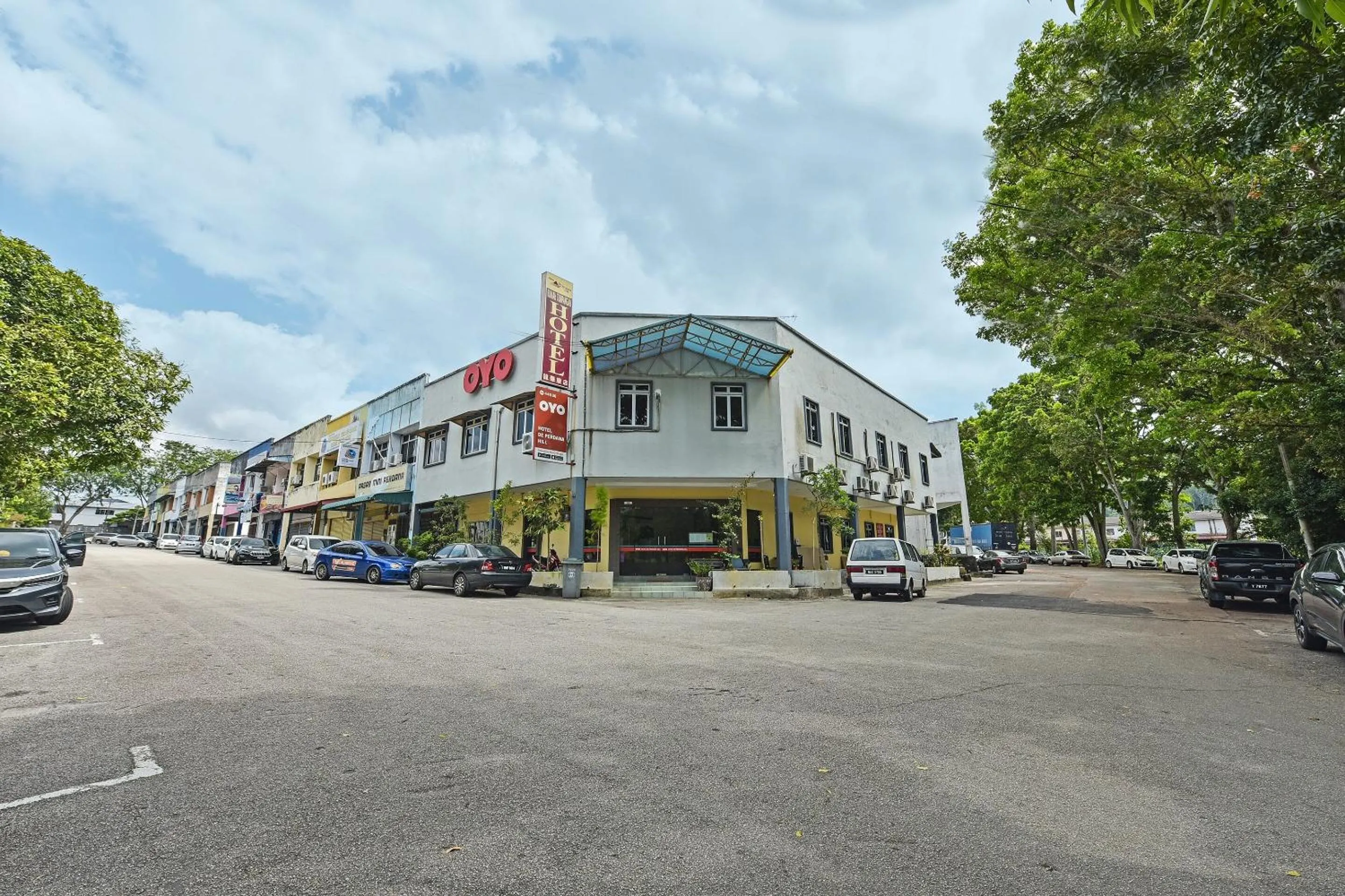 Facade/entrance in Hotel O De Perdana Hill
