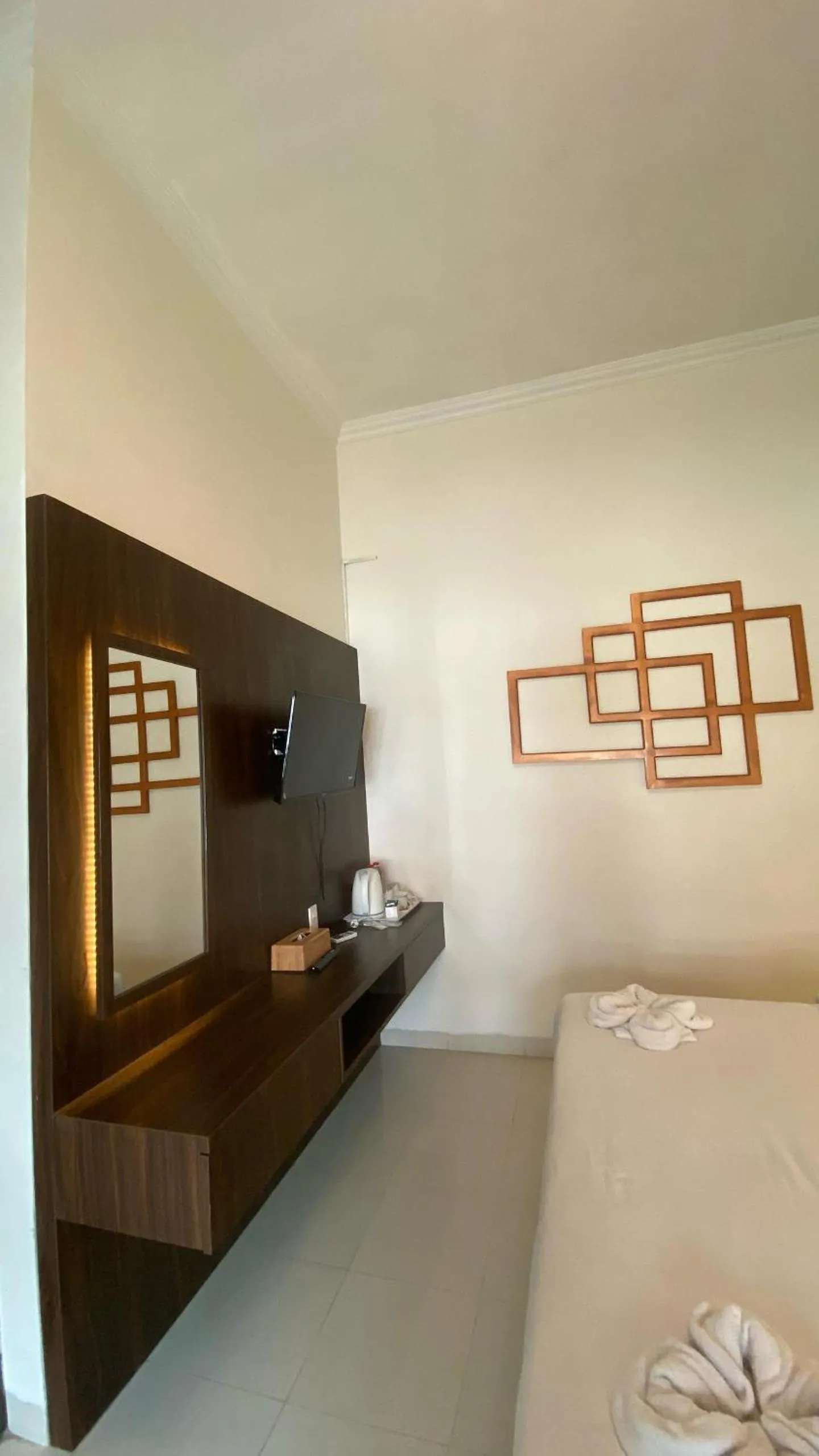 Bed in Hotel Ompu Herti