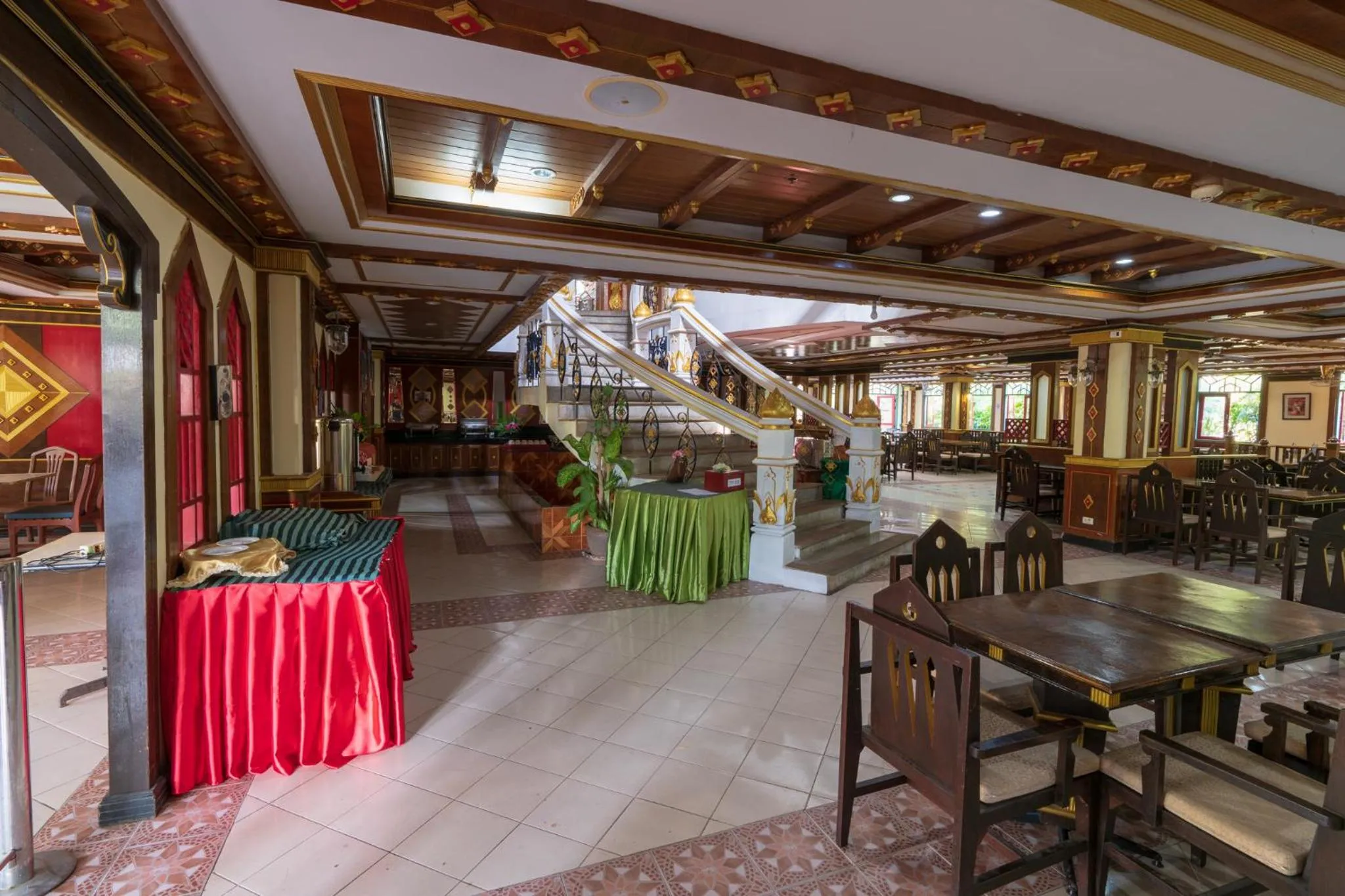 Restaurant/places to eat in Ayodhaya Palace Beach Resort - SHA Plus certified