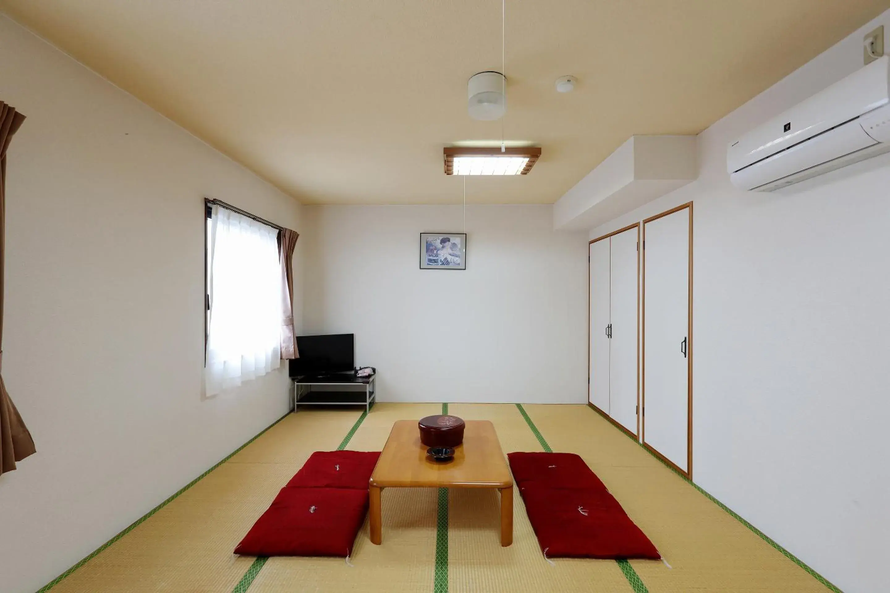 Japanese-Style Quintuple Room - single occupancy - Smoking in Tabist Rays Hotel Suisen Japanese-Style Quintuple Room - single occupancy - Smoking in Tabist Rays Hotel Suisen