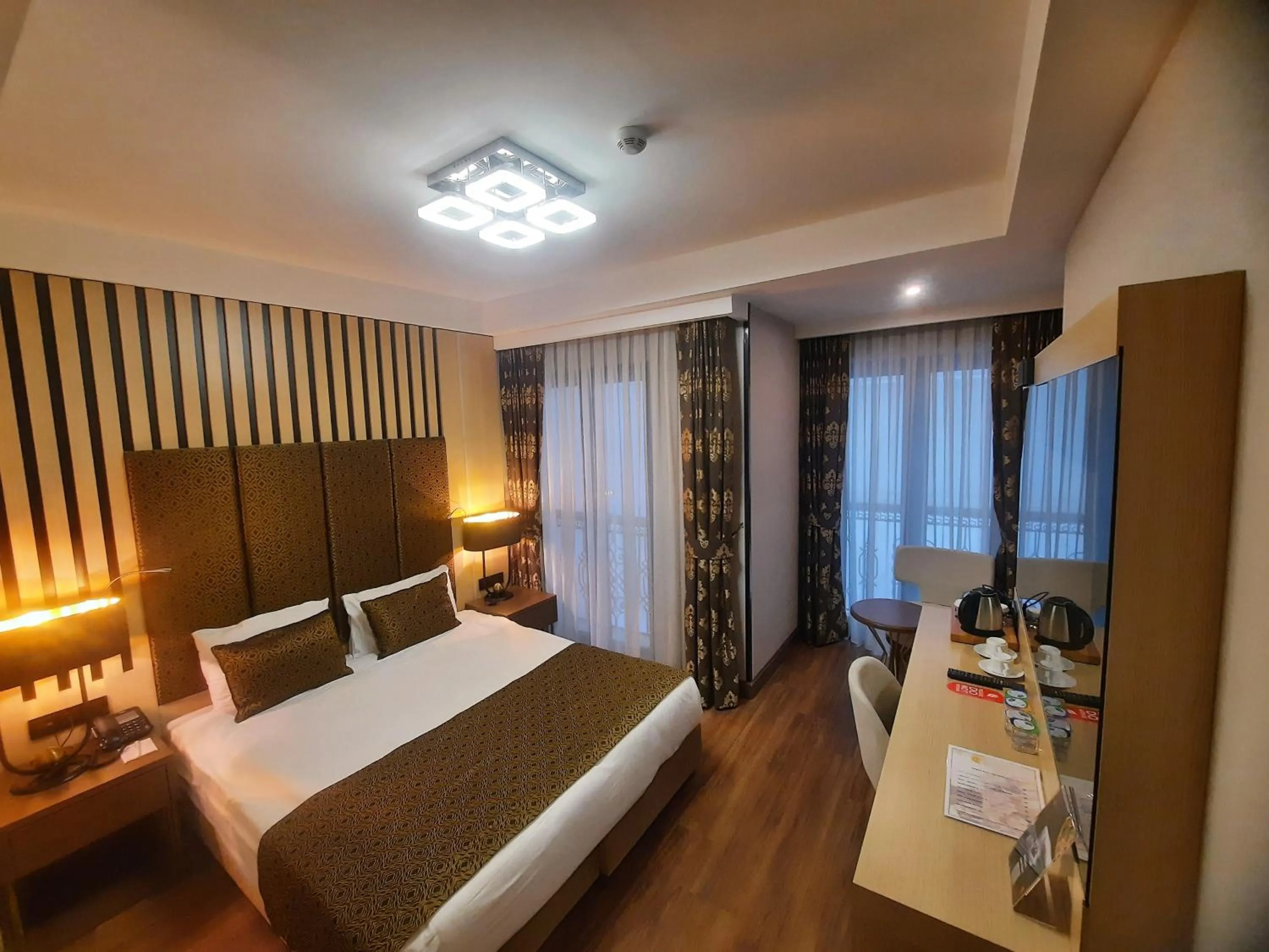 Photo of the whole room, Bed in Pell Palace Hotel & SPA