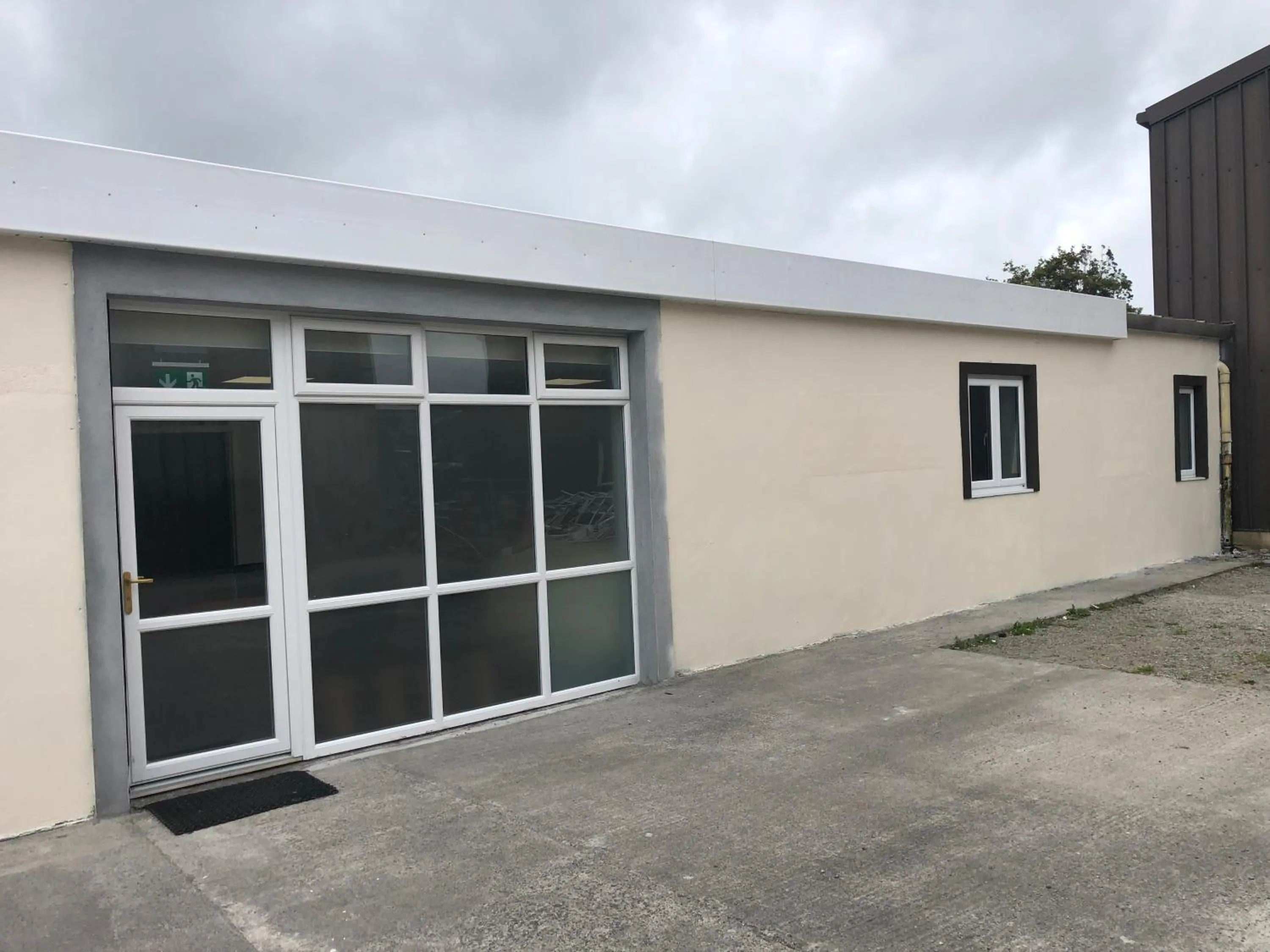 Property building in Greenway & Copper Coast Hostel