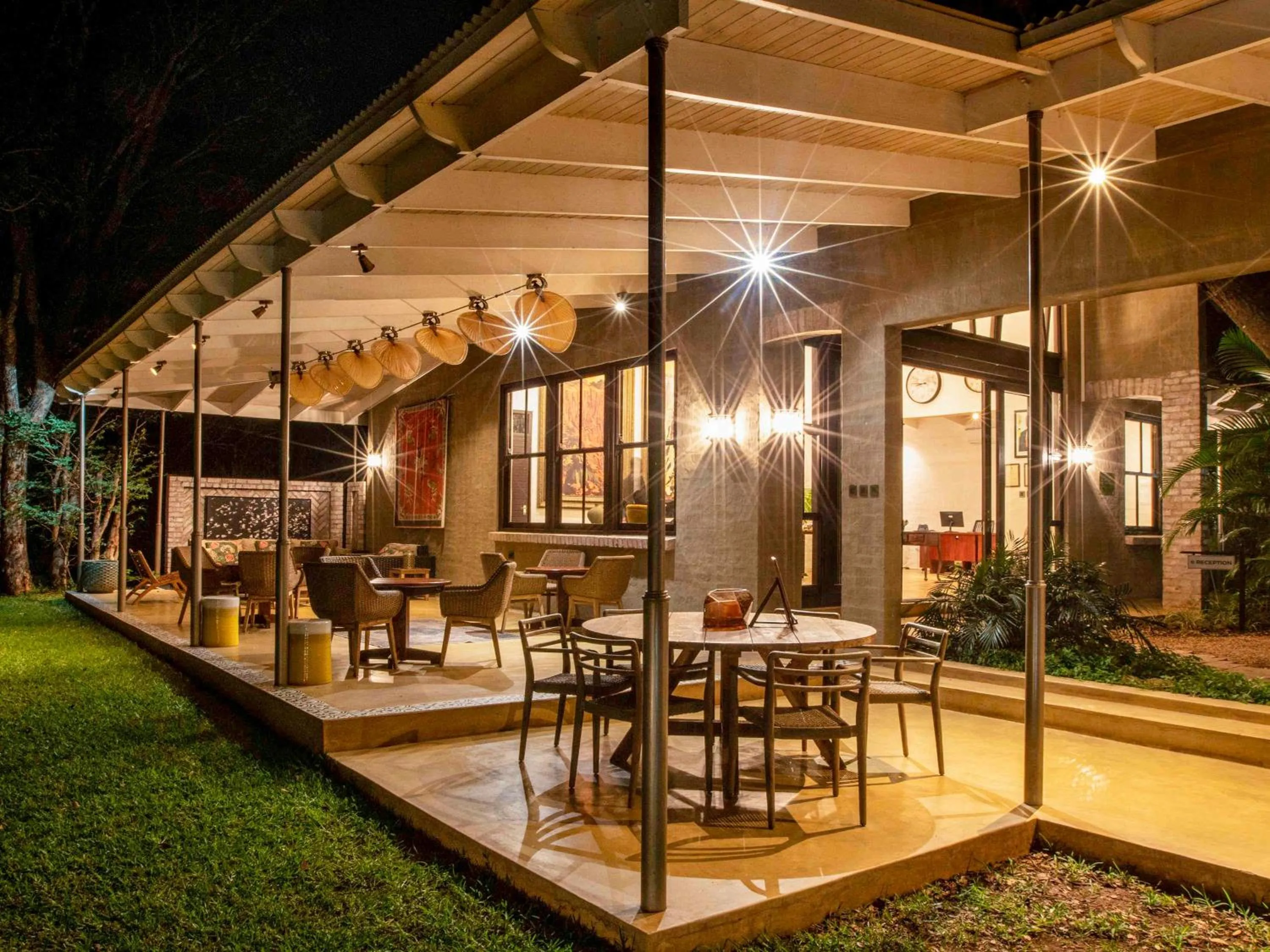 Restaurant/places to eat in Mbano Manor Hotel Victoria Falls