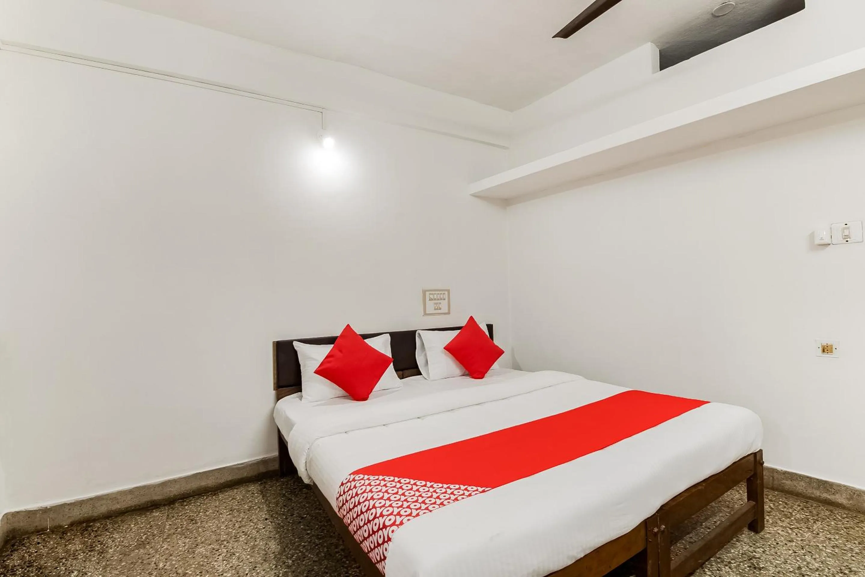 Bedroom, Bed in Super Hotel O Sushma Lodge