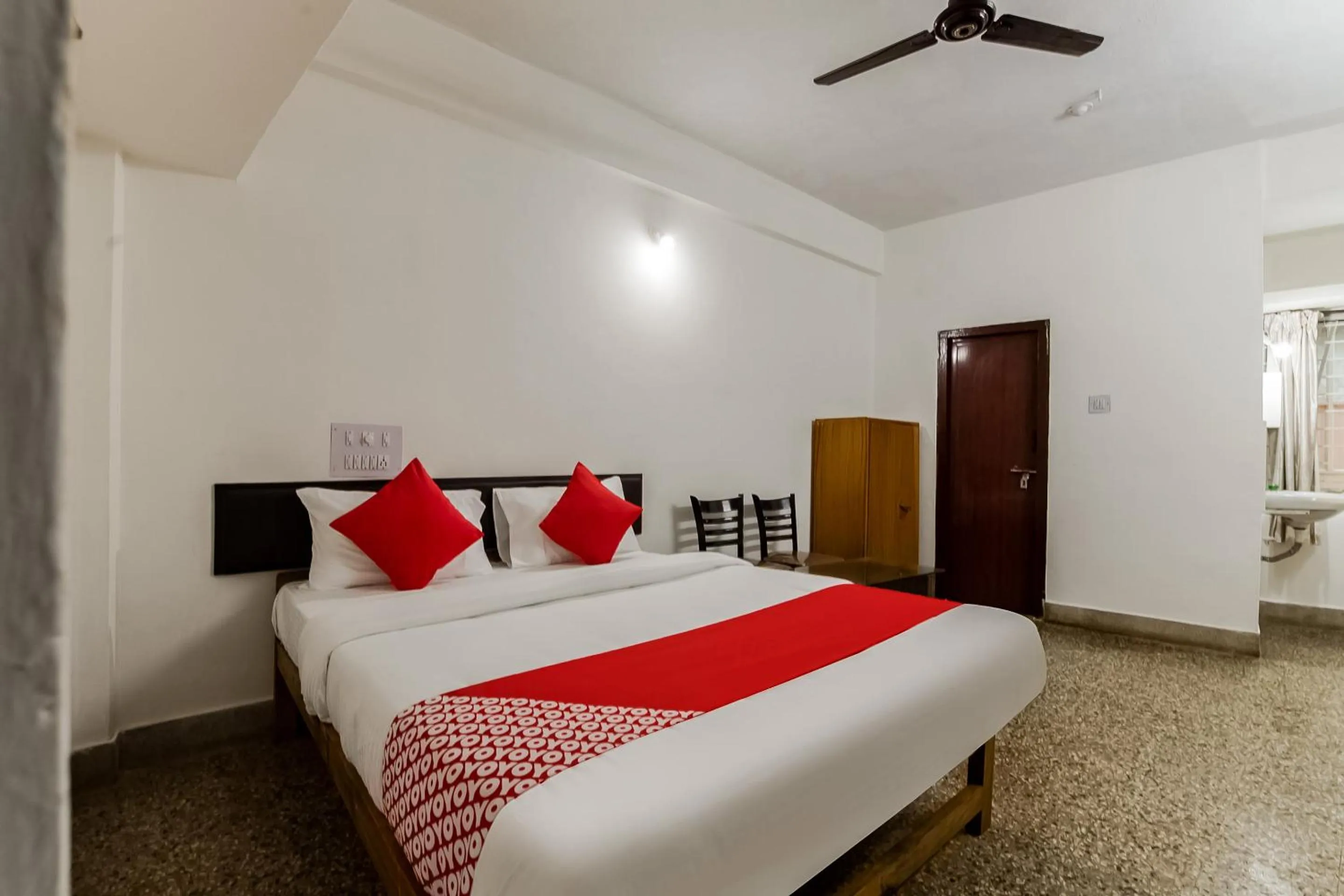 Bedroom, Bed in Super Hotel O Sushma Lodge