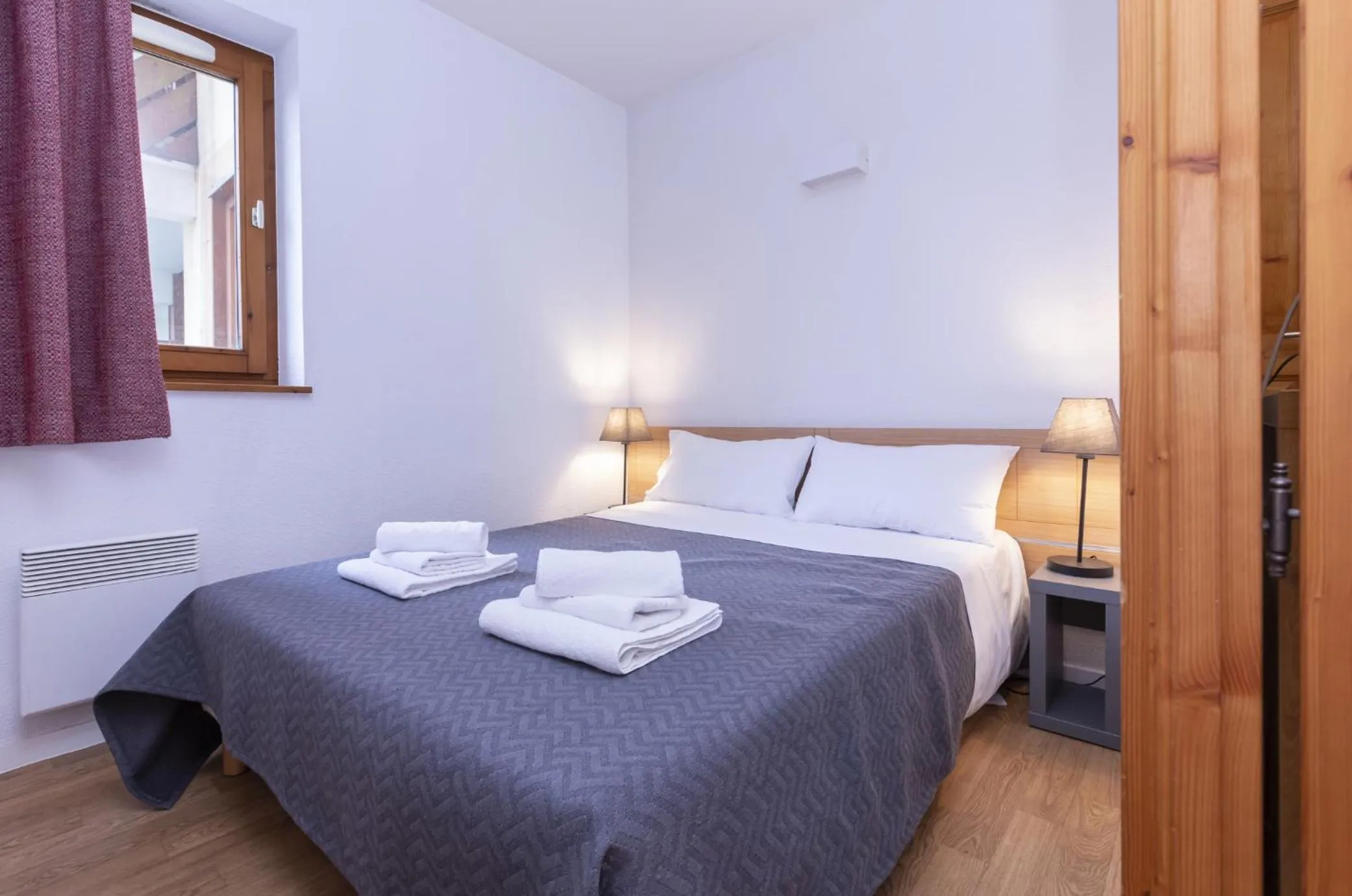 Bedroom, Bed in Résidence Odalys Le Buet