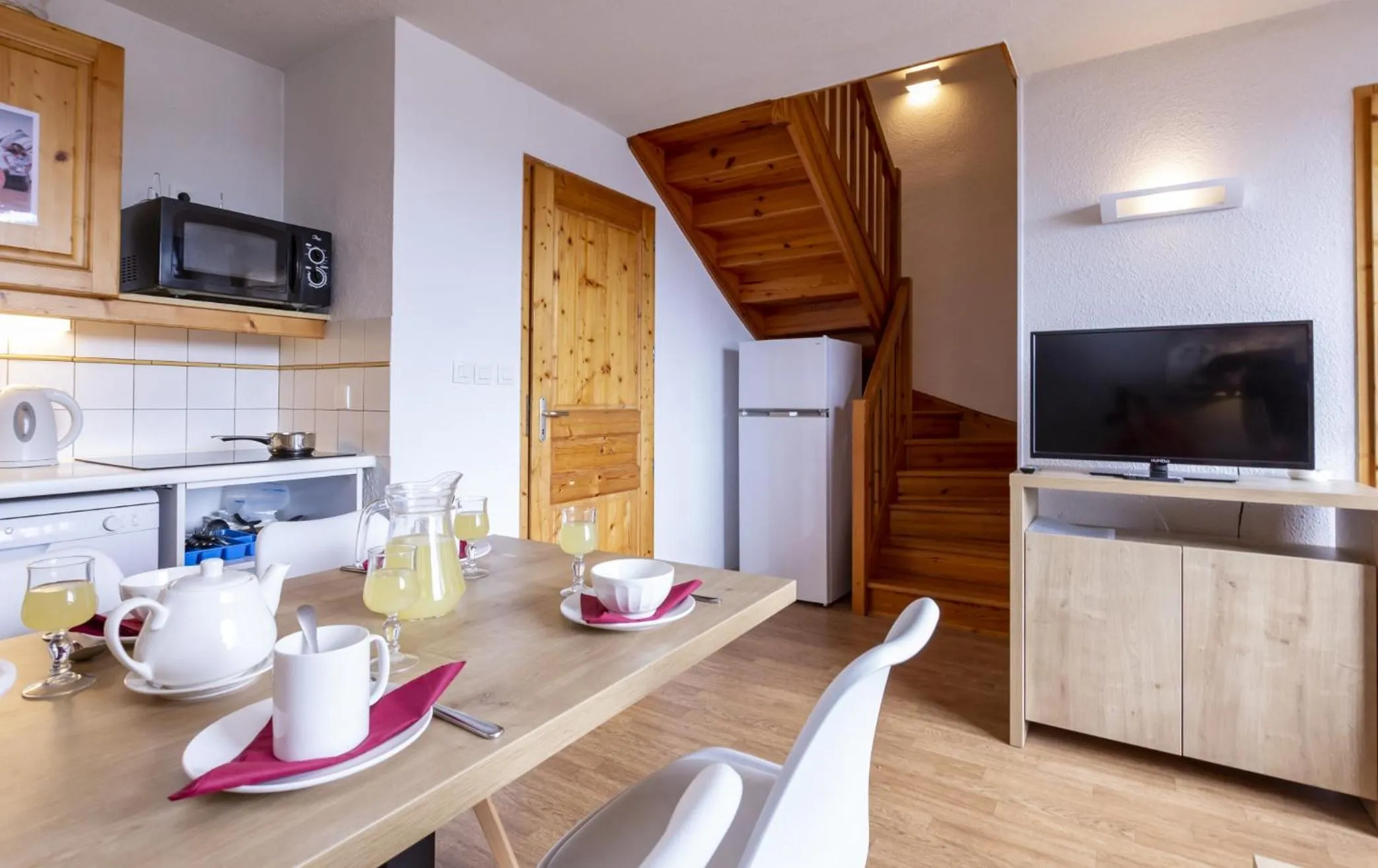 Kitchen or kitchenette in Résidence Odalys Le Buet