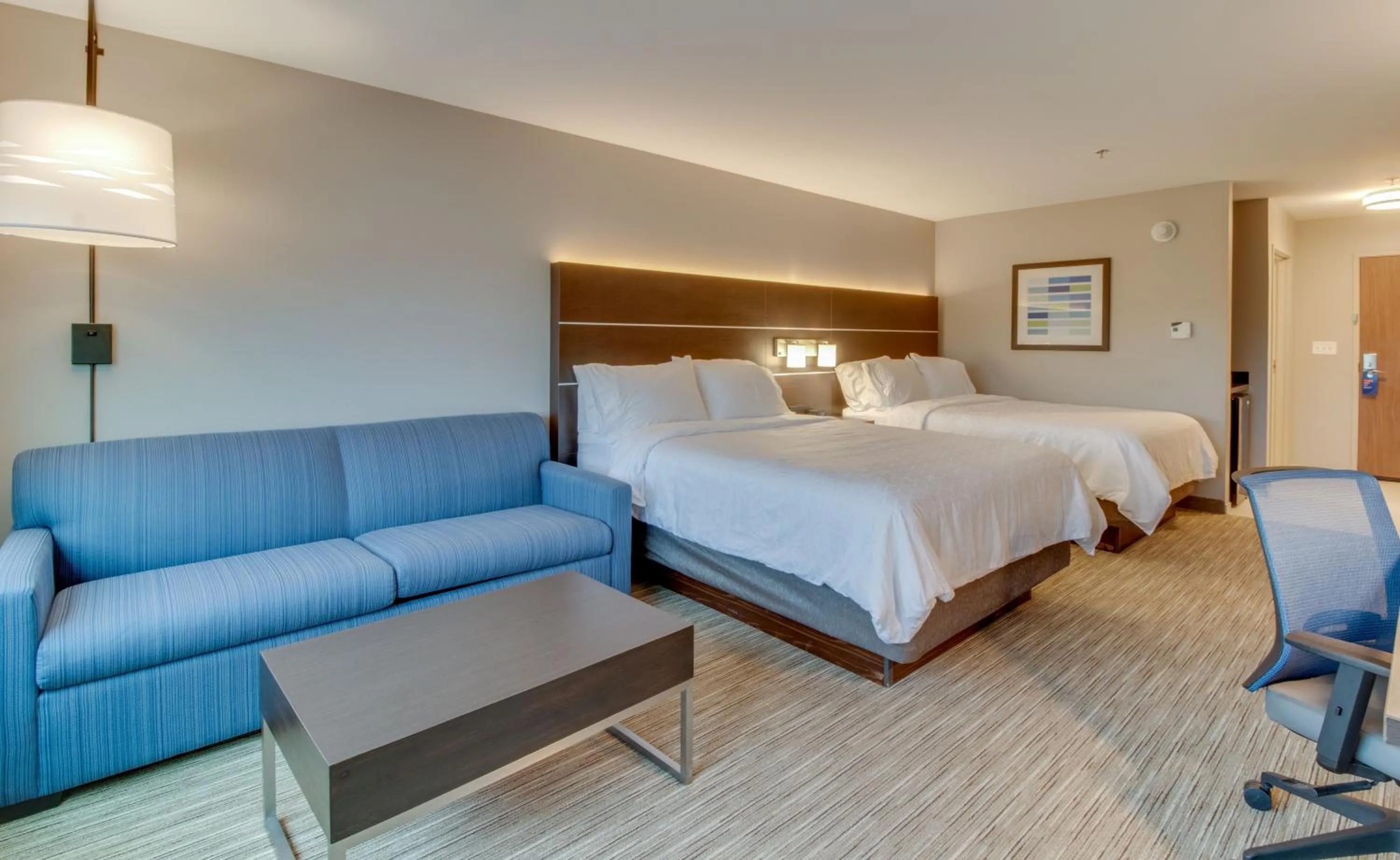 Bed in Holiday Inn Express & Suites - Union City by IHG