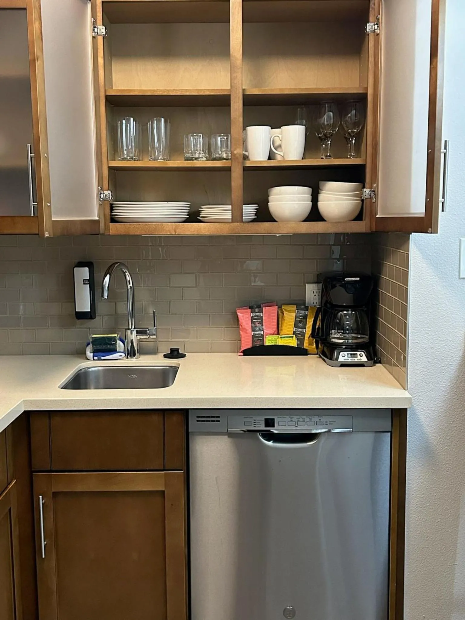 Photo of the whole room in Staybridge Suites - Orenco Station by IHG