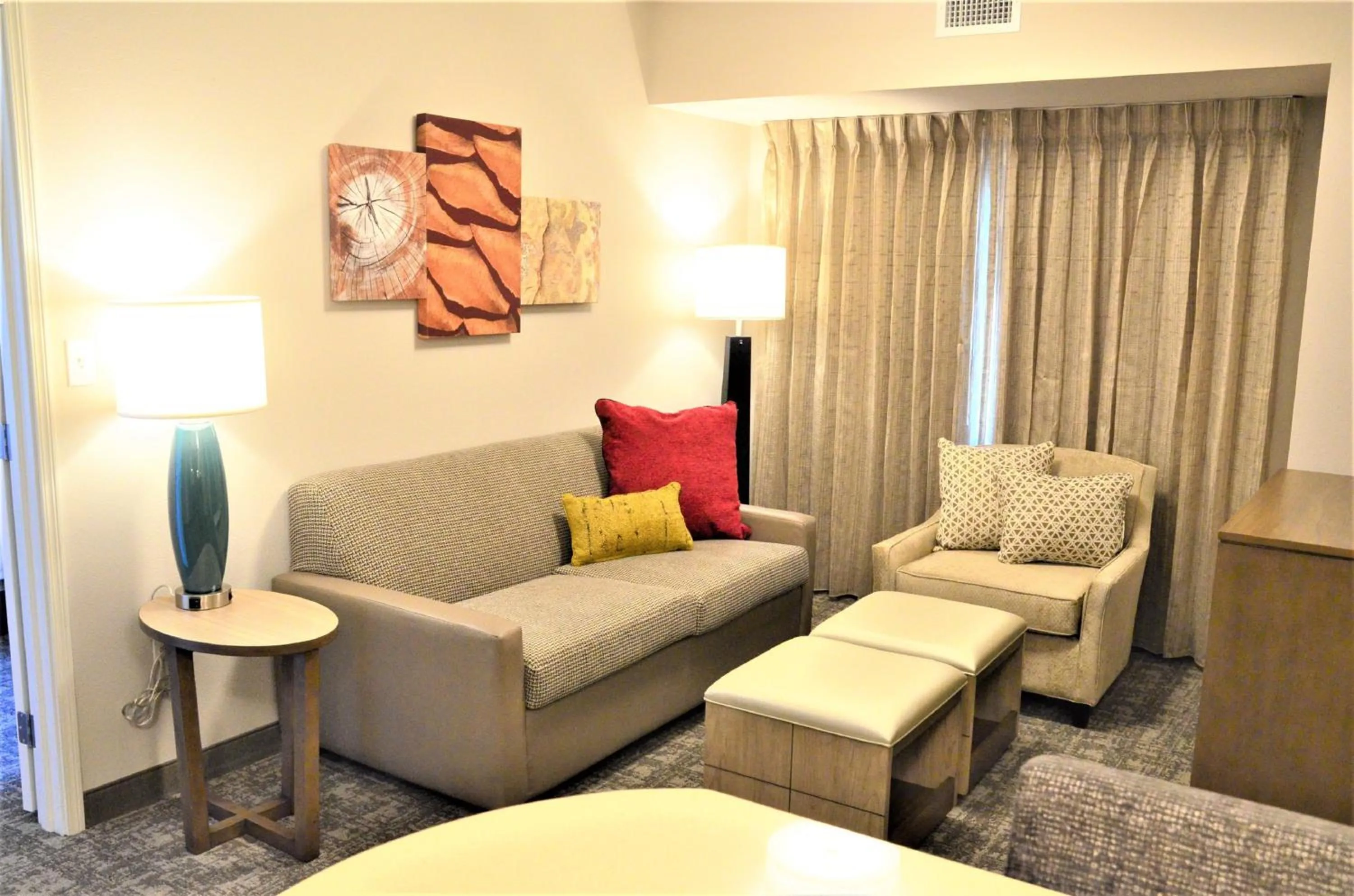 Photo of the whole room in Staybridge Suites - Orenco Station by IHG