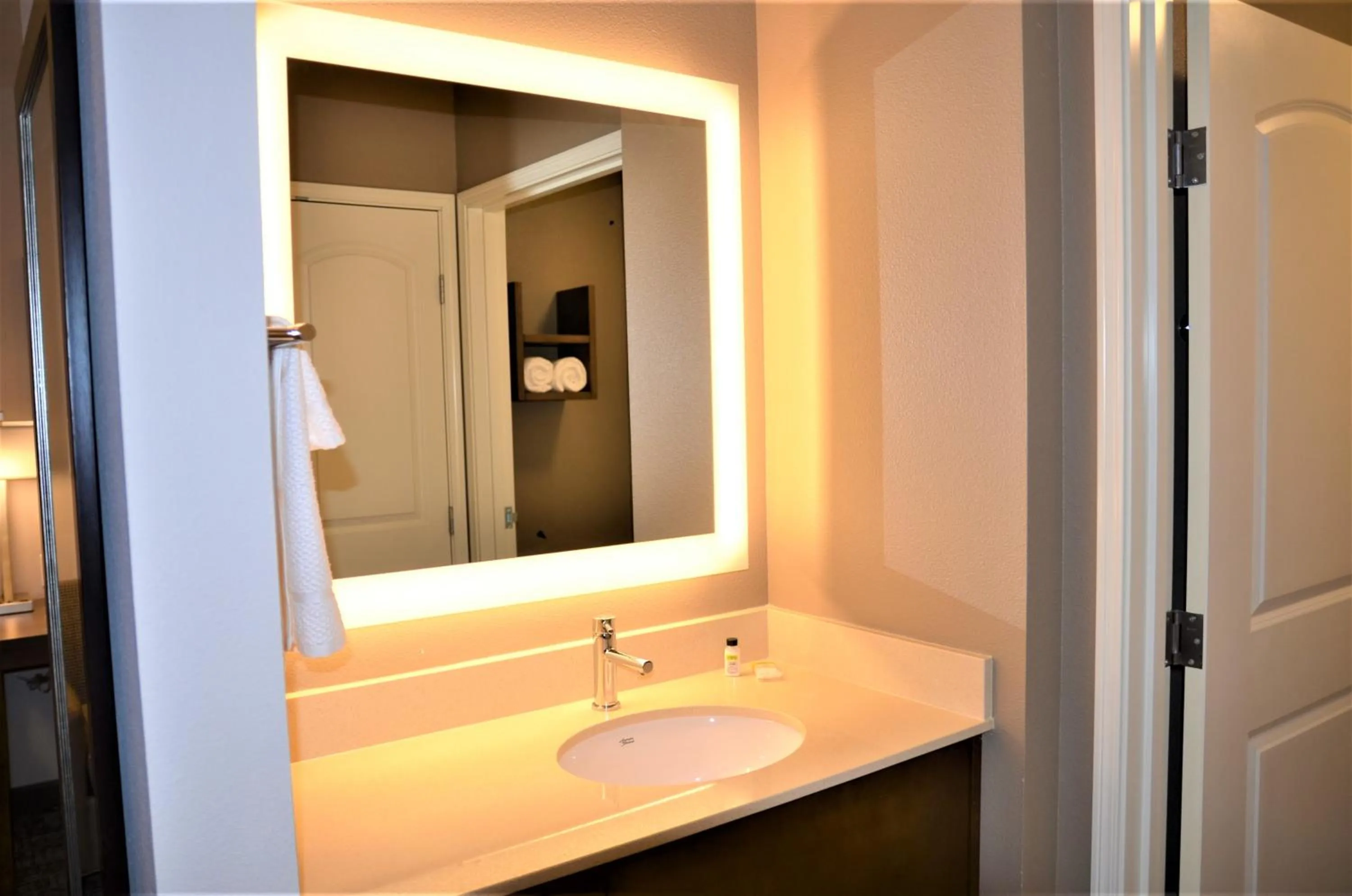 Staybridge Suites - Orenco Station by IHG