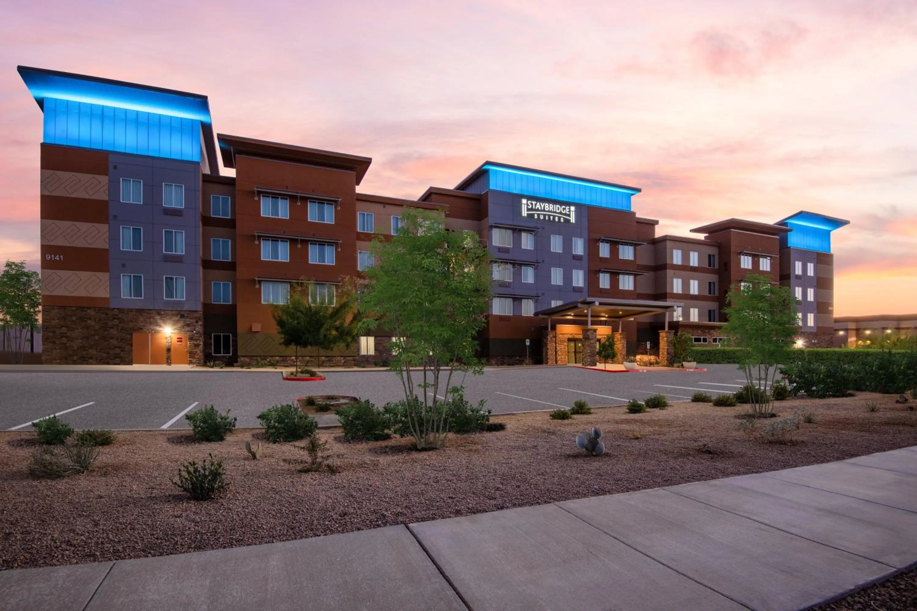 Property building in Staybridge Suites - Scottsdale - Talking Stick by IHG