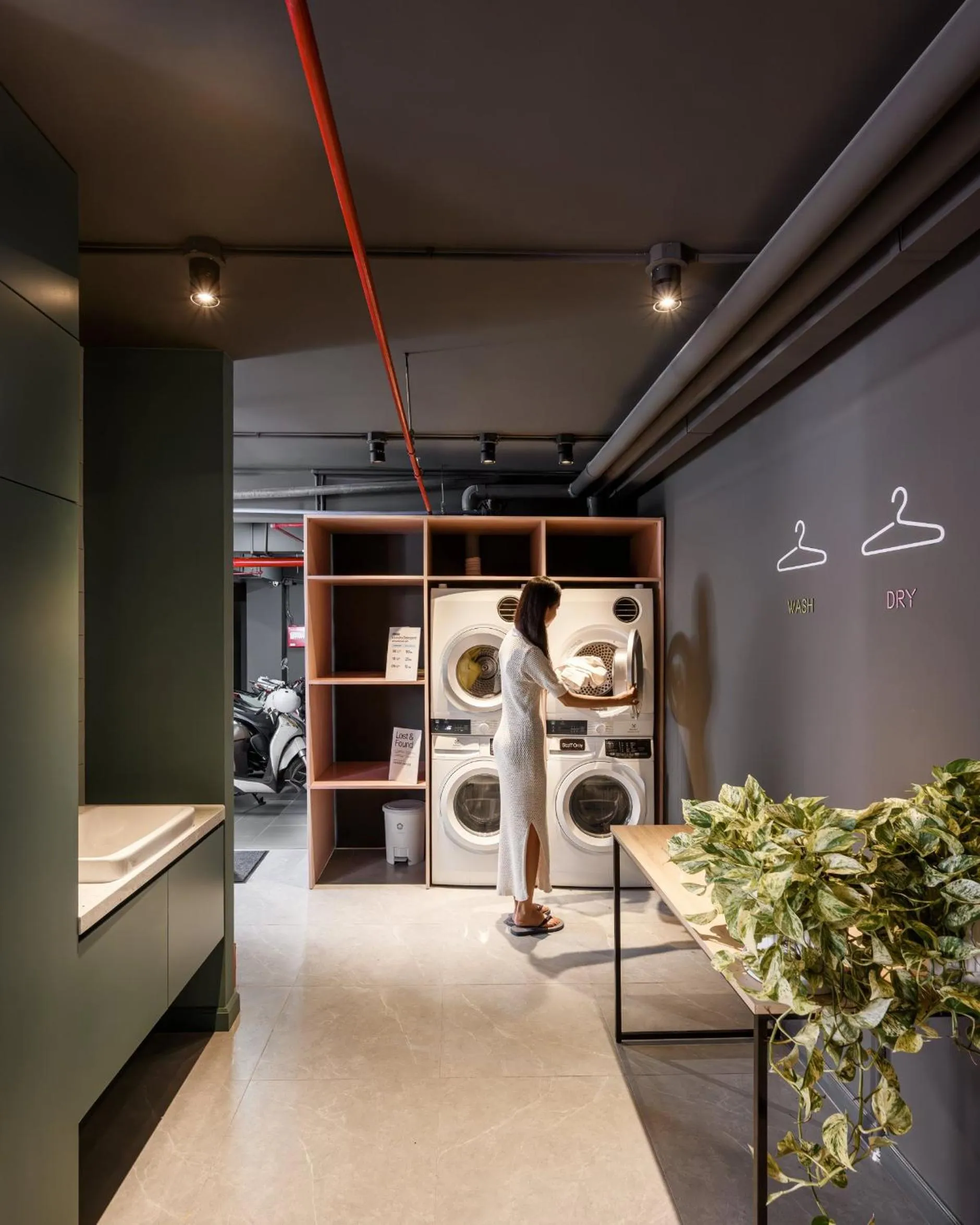 washing machine in Express by M Village Nguyễn Bỉnh Khiêm