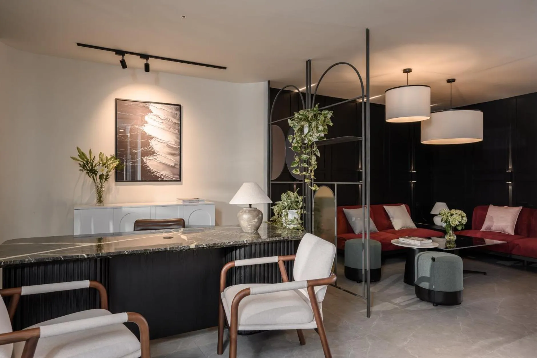 concierge in Express by M Village Nguyễn Bỉnh Khiêm