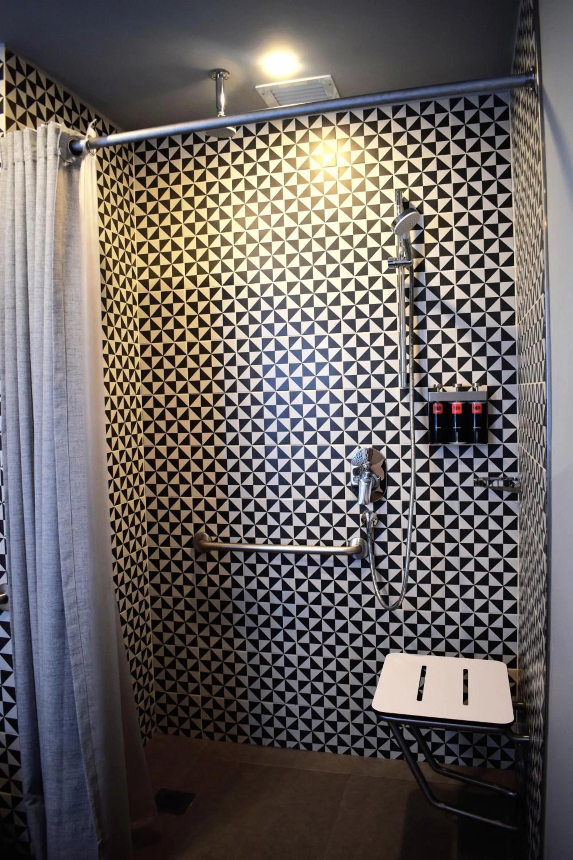 acessibility in Radisson RED Miraflores