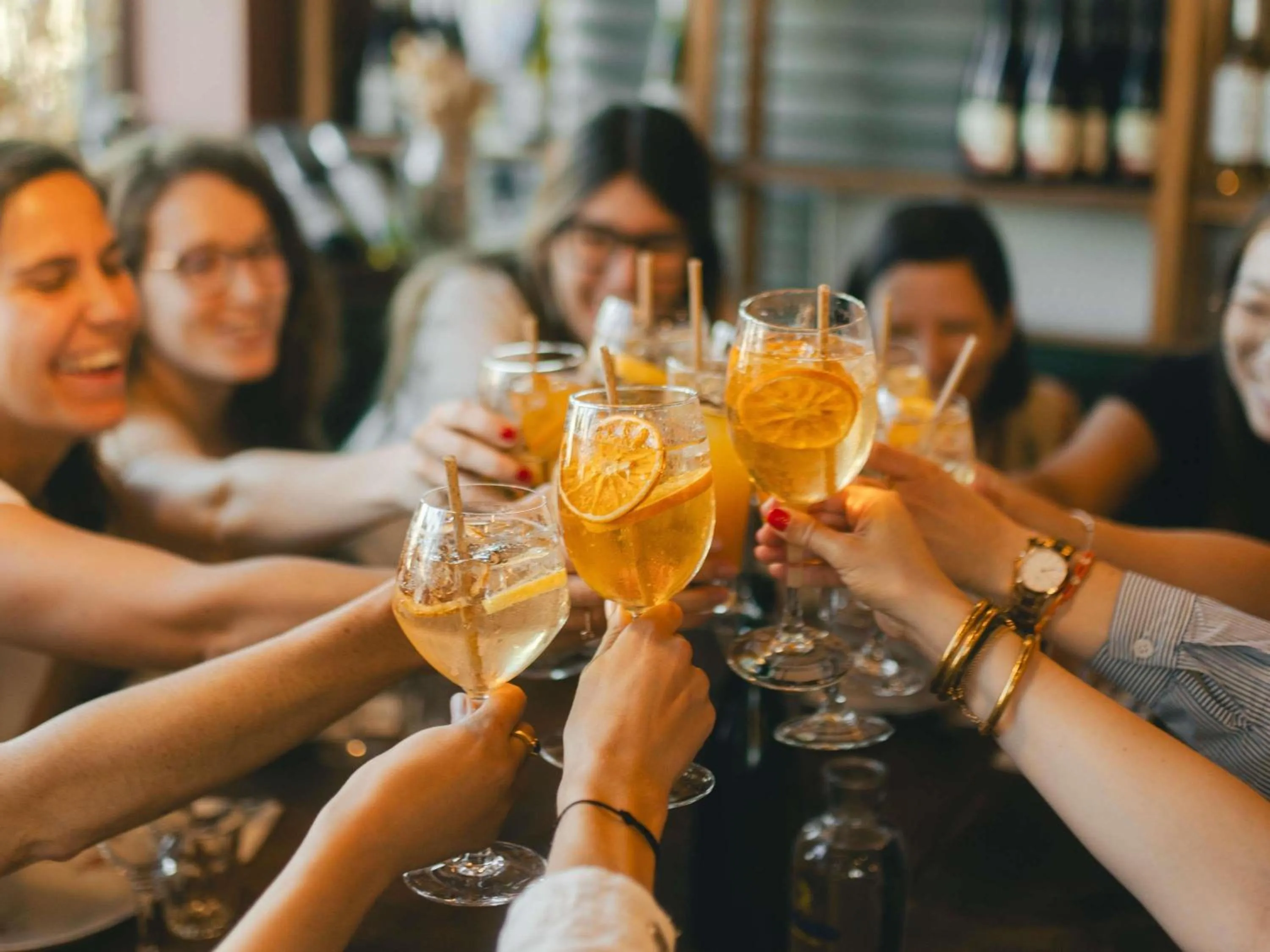 Restaurant/places to eat in Novotel Paris Porte Versailles