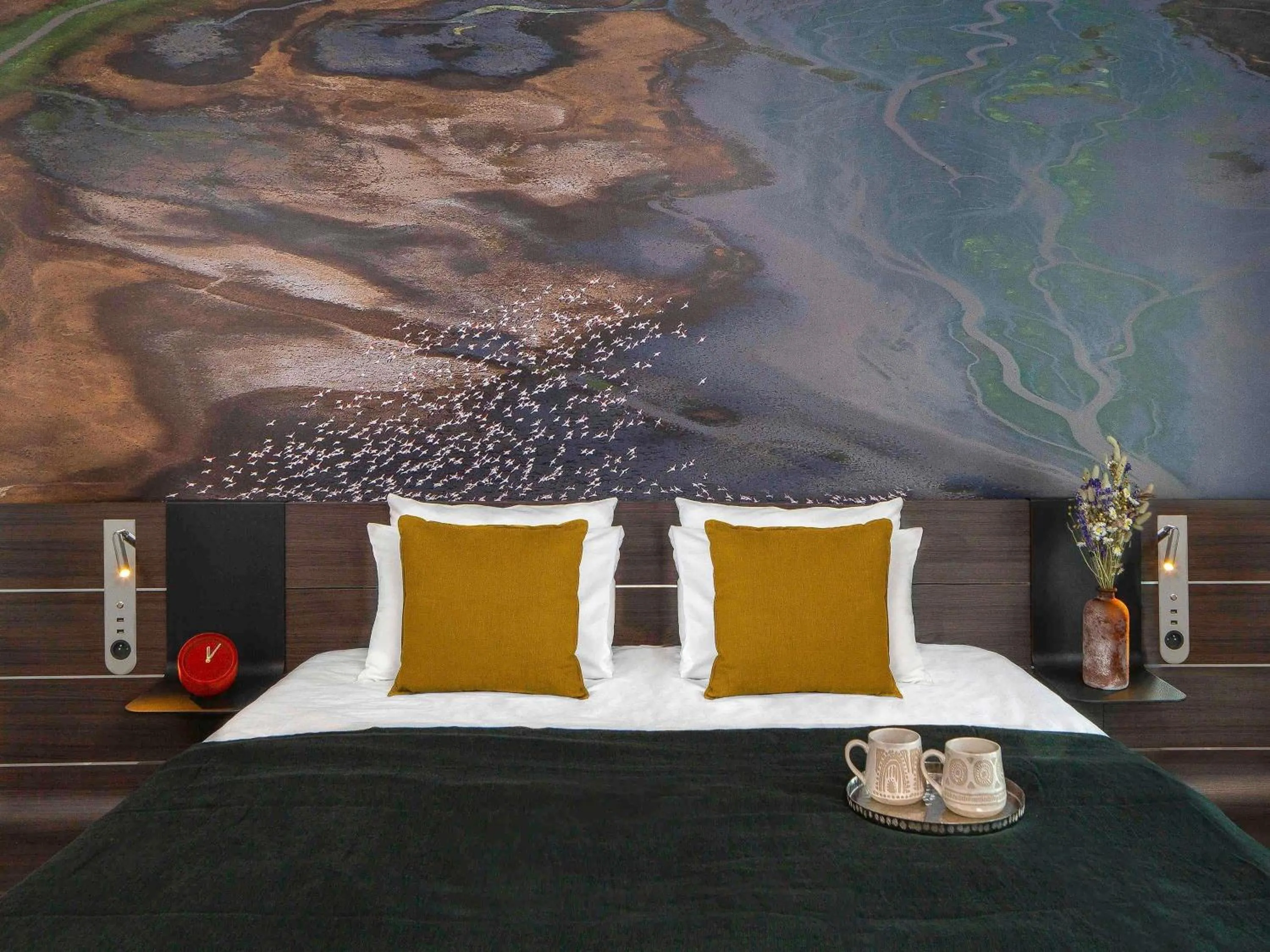 Bedroom, Bed in Novotel Paris Porte Versailles