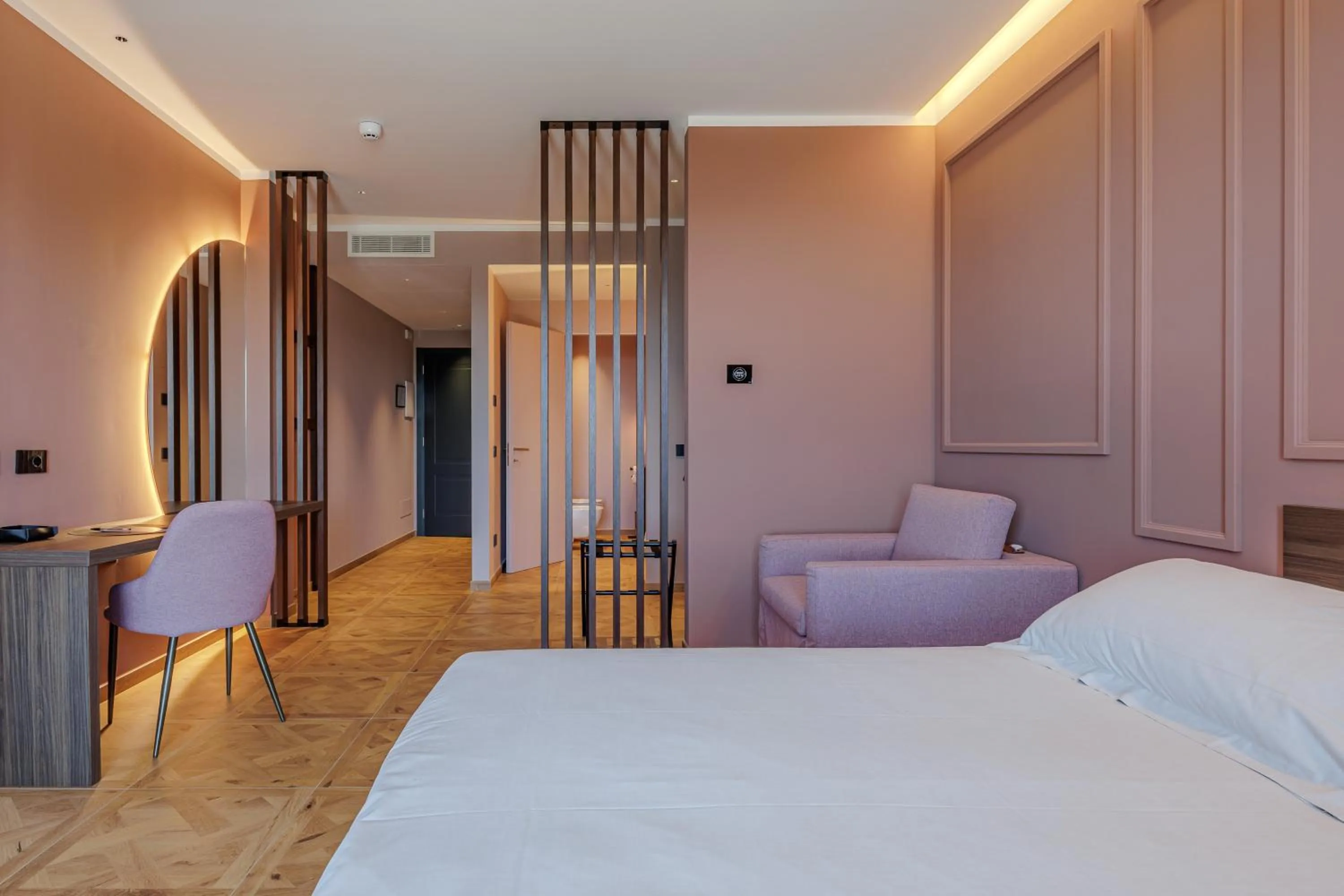 Bed in Deville & Spa