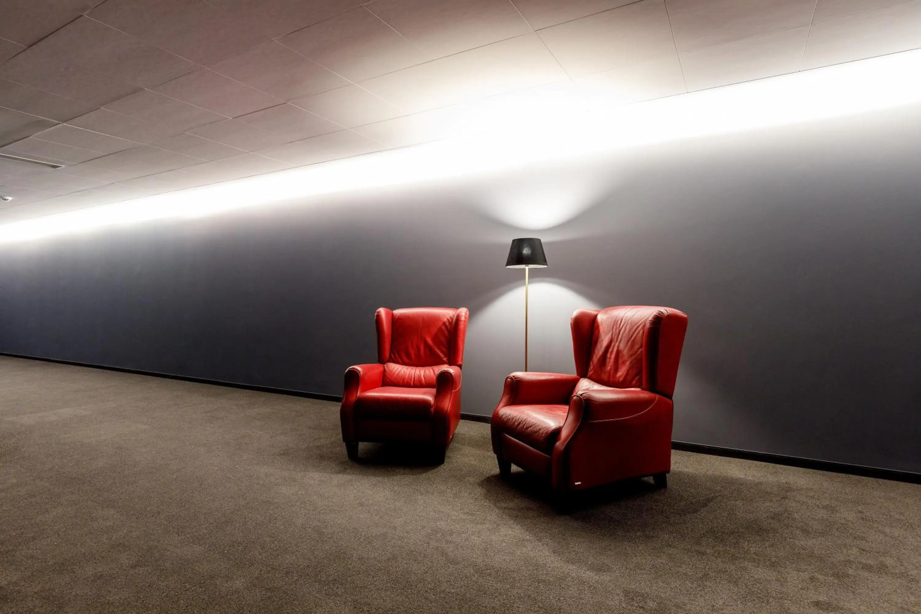 Decorative detail in Deville & Spa