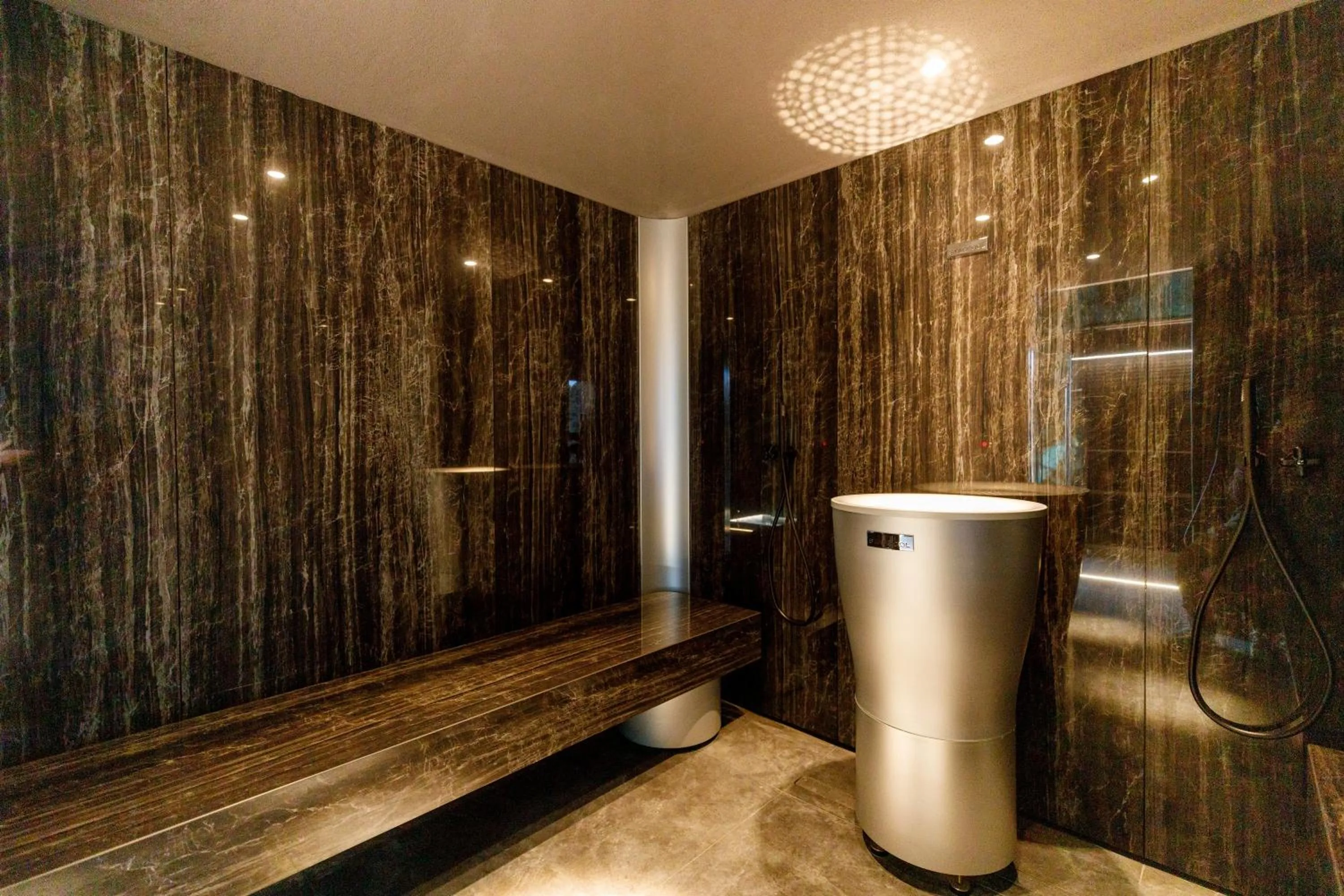 Steam room in Deville & Spa