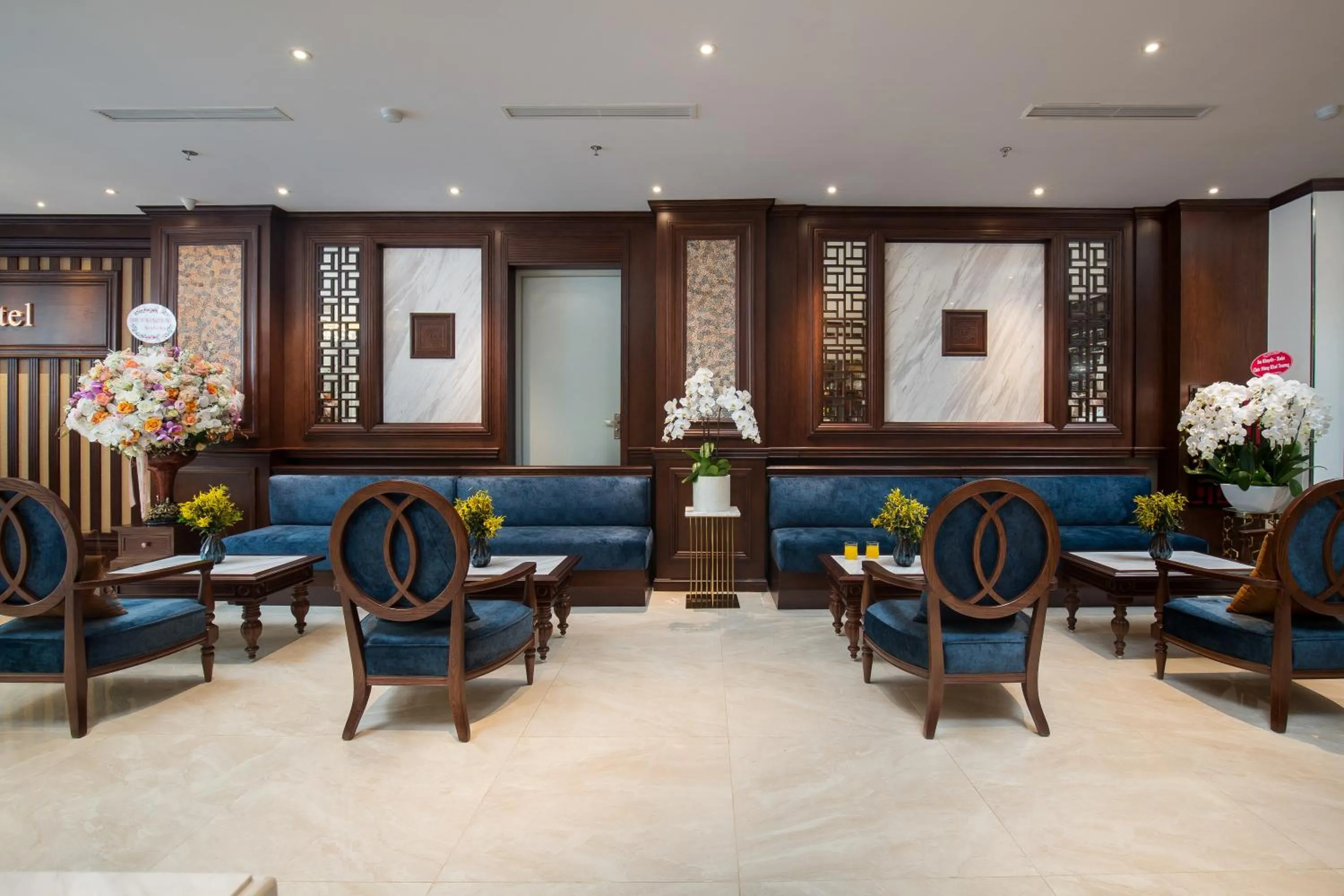 Lounge or bar in The Q Hotel