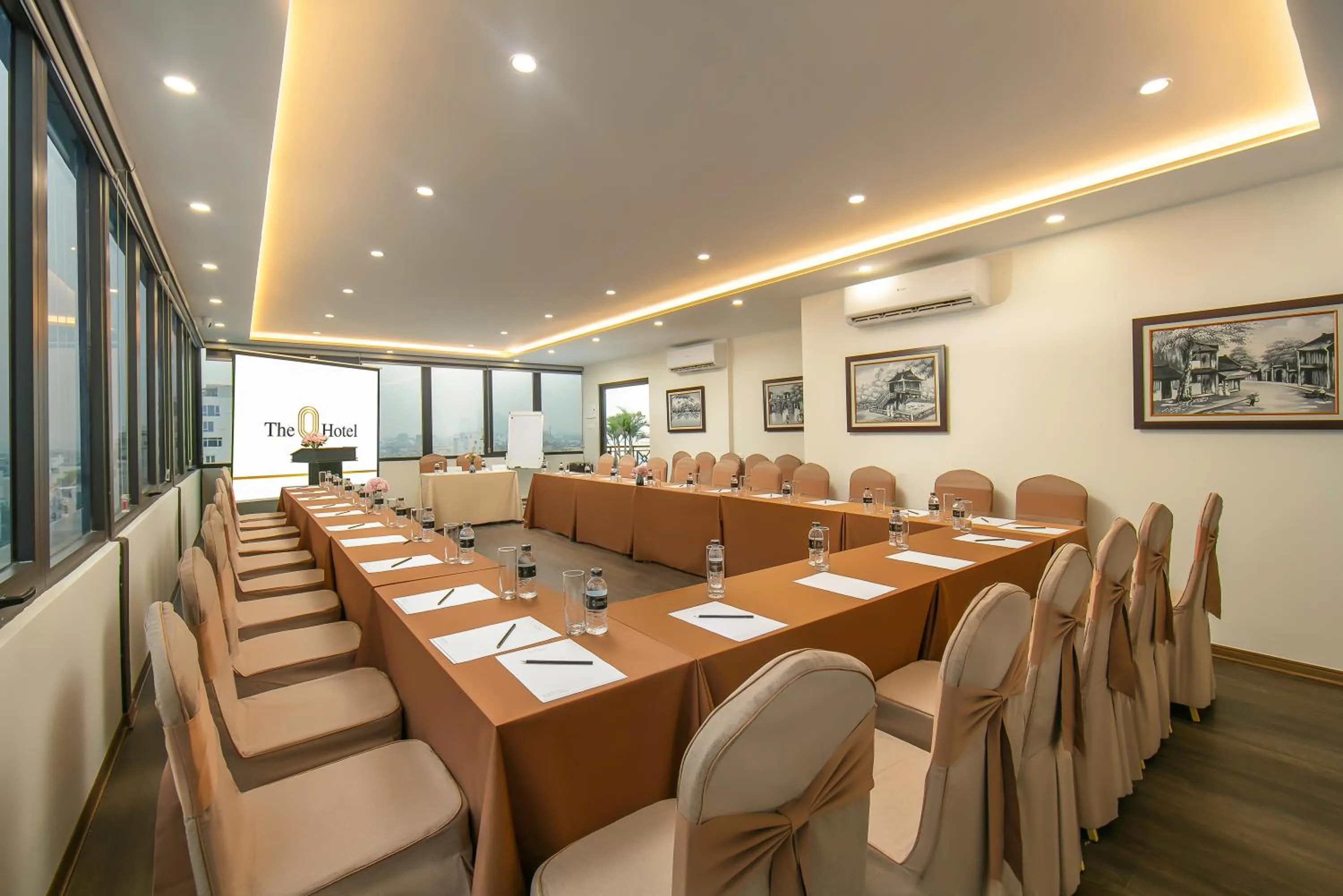 Meeting/conference room in The Q Hotel