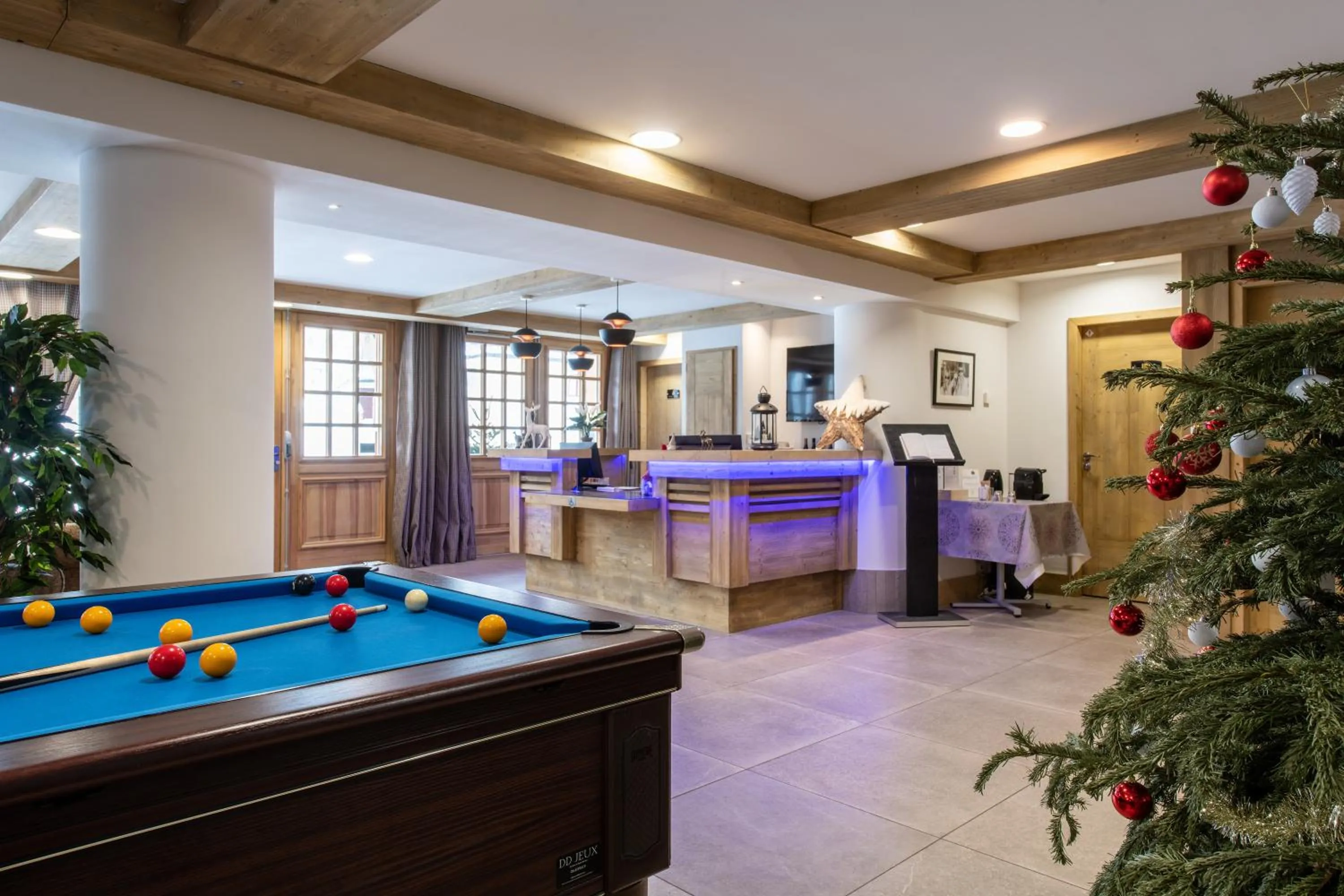 Lobby or reception in CGH Résidence Boutique Le Lodge des Neiges