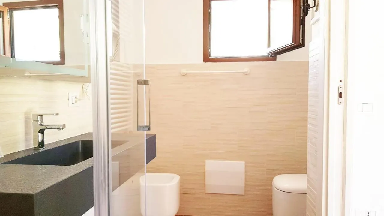 Bathroom in B&B Bell'alba