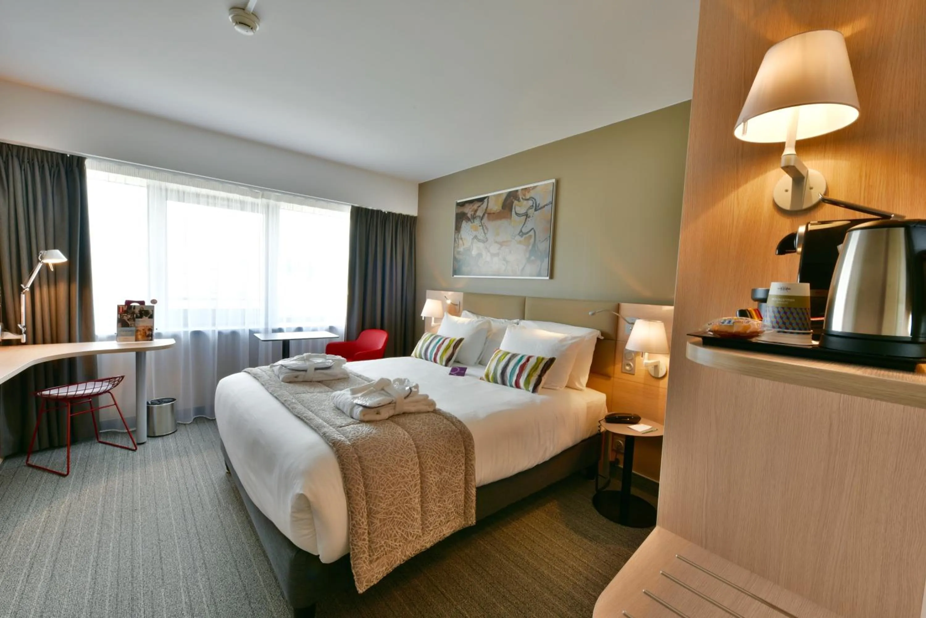 Coffee/tea facilities, Bed in Mercure Périgueux Centre Historique