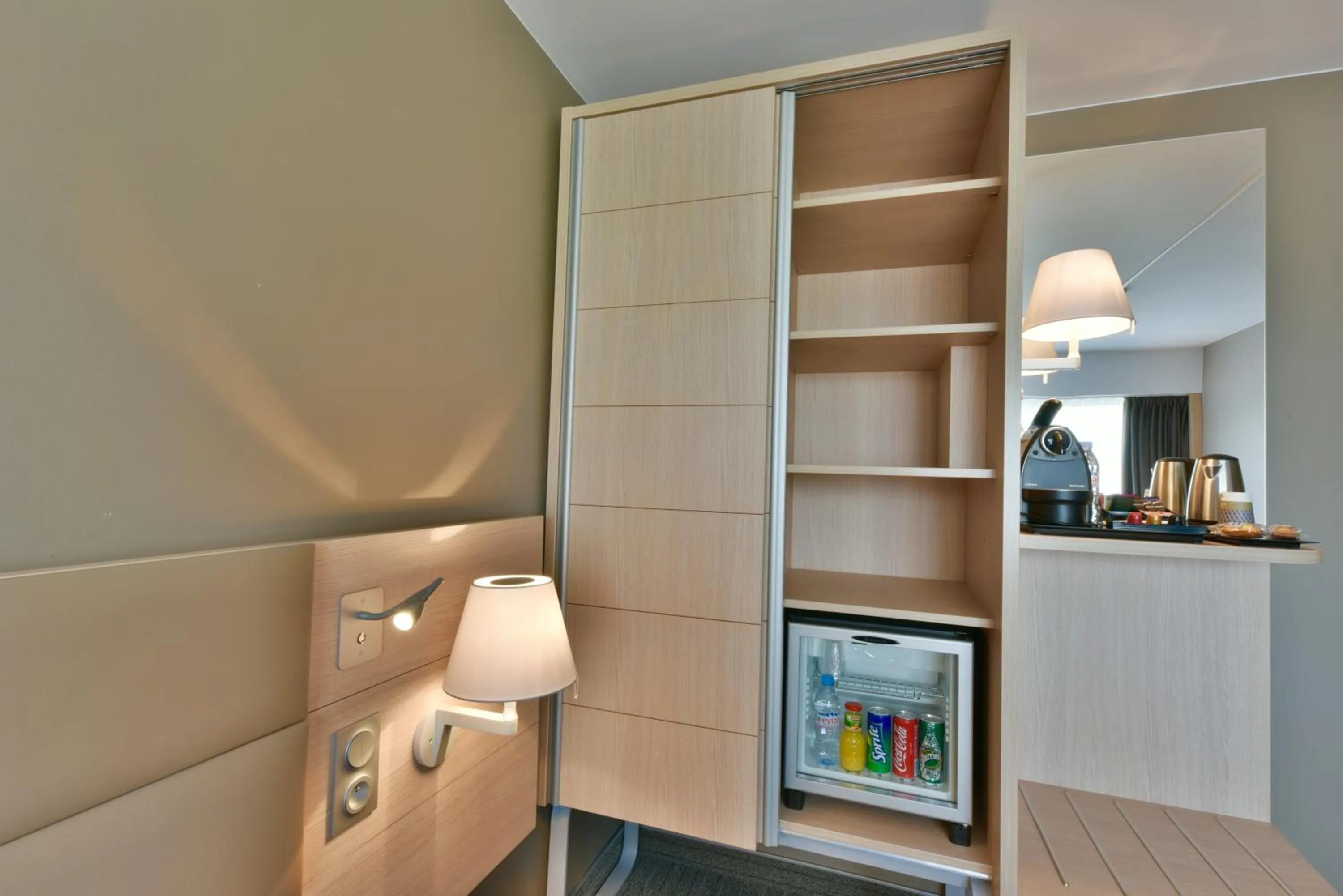 Coffee/tea facilities in Mercure Périgueux Centre Historique