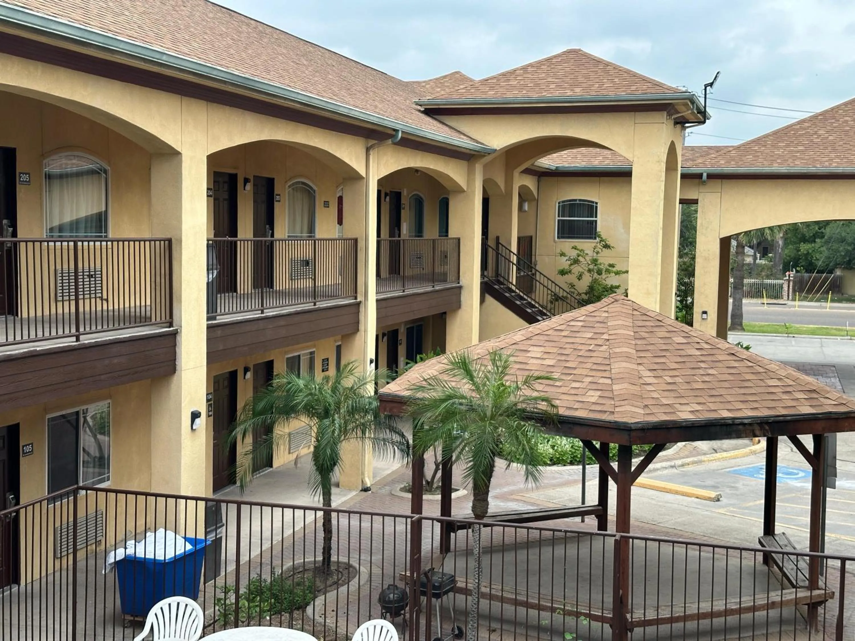 Property building in Texas Inn and Suites RGV