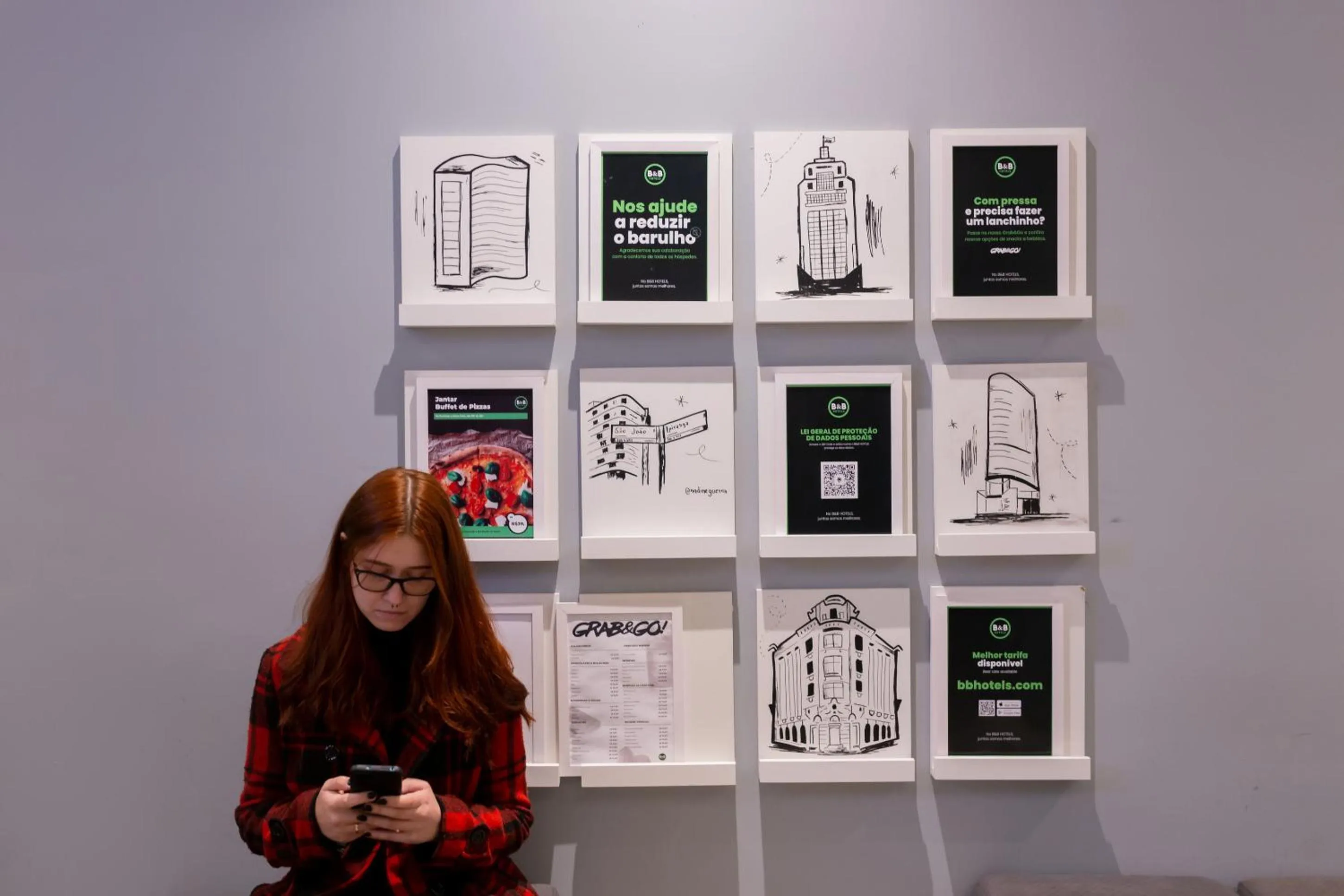 Lobby or reception in B&B HOTEL São Paulo Luz - Centro