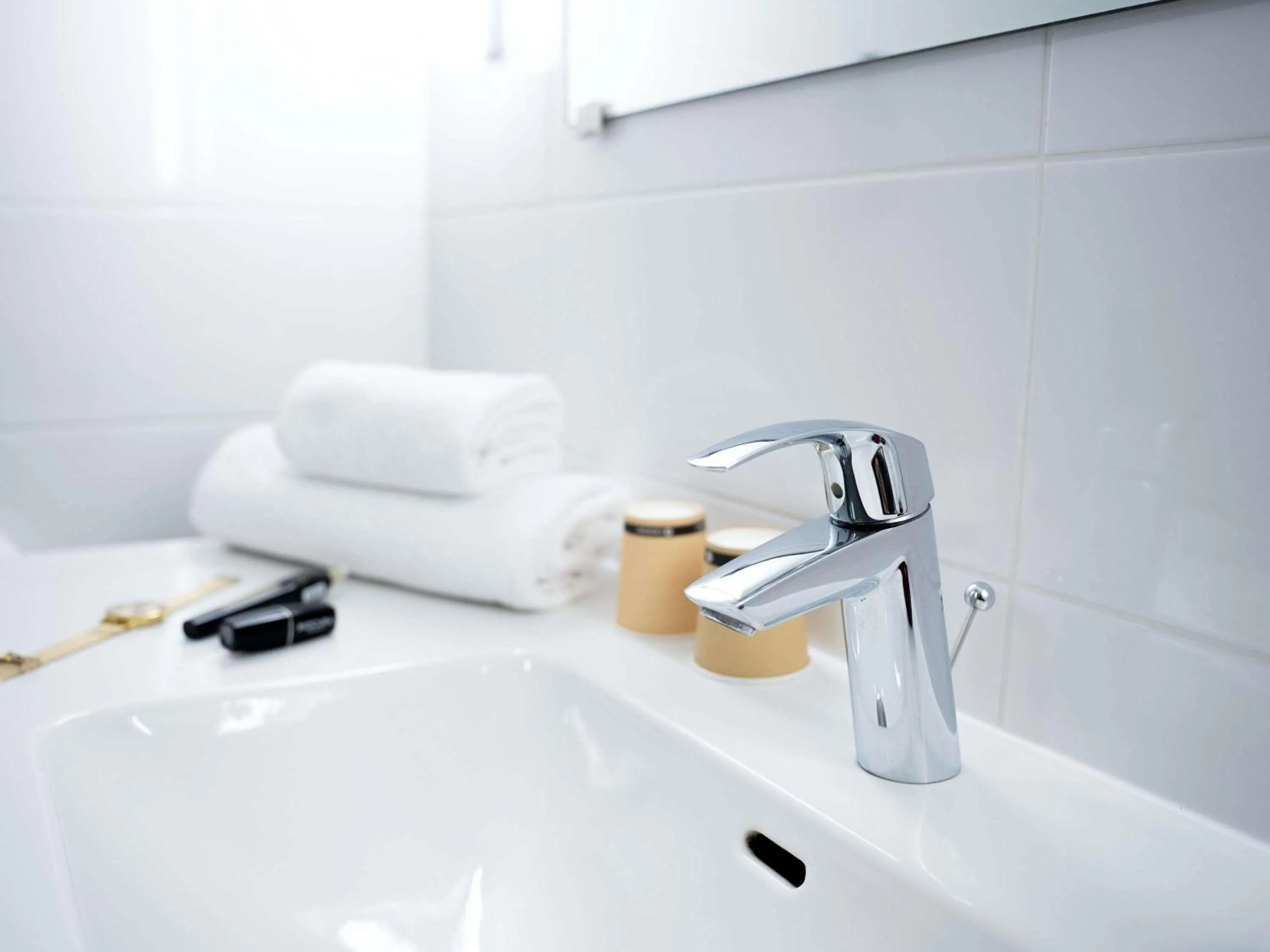 Bedroom in Ibis Styles Cognac